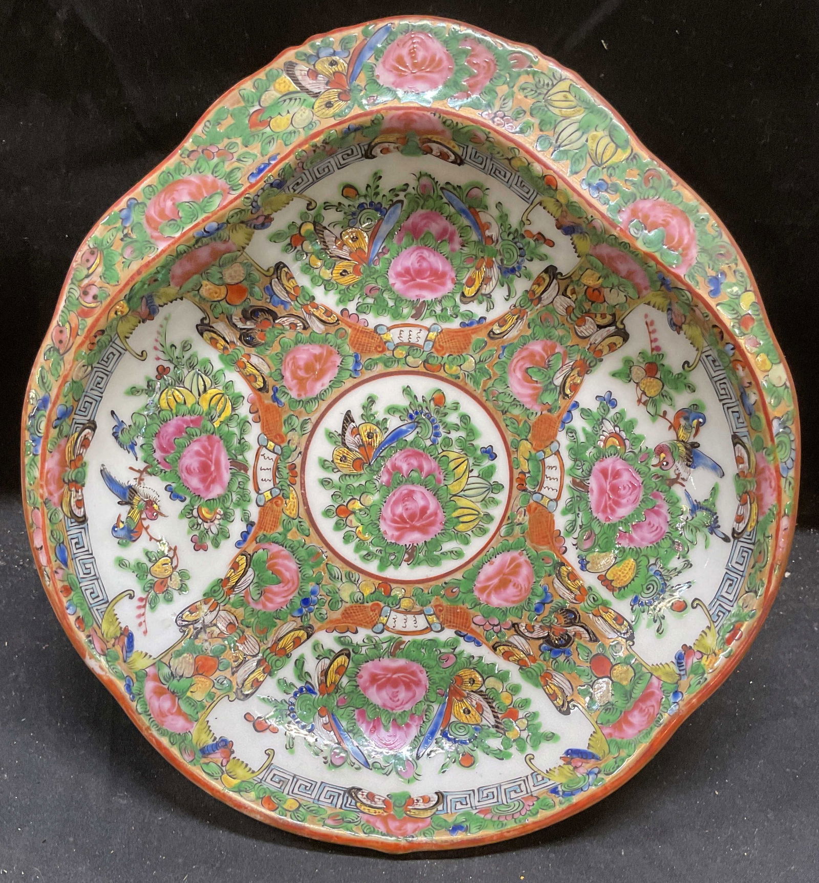 Antique Chinese Rose Medallion Porcelain Bowl 10in (1 of 6)