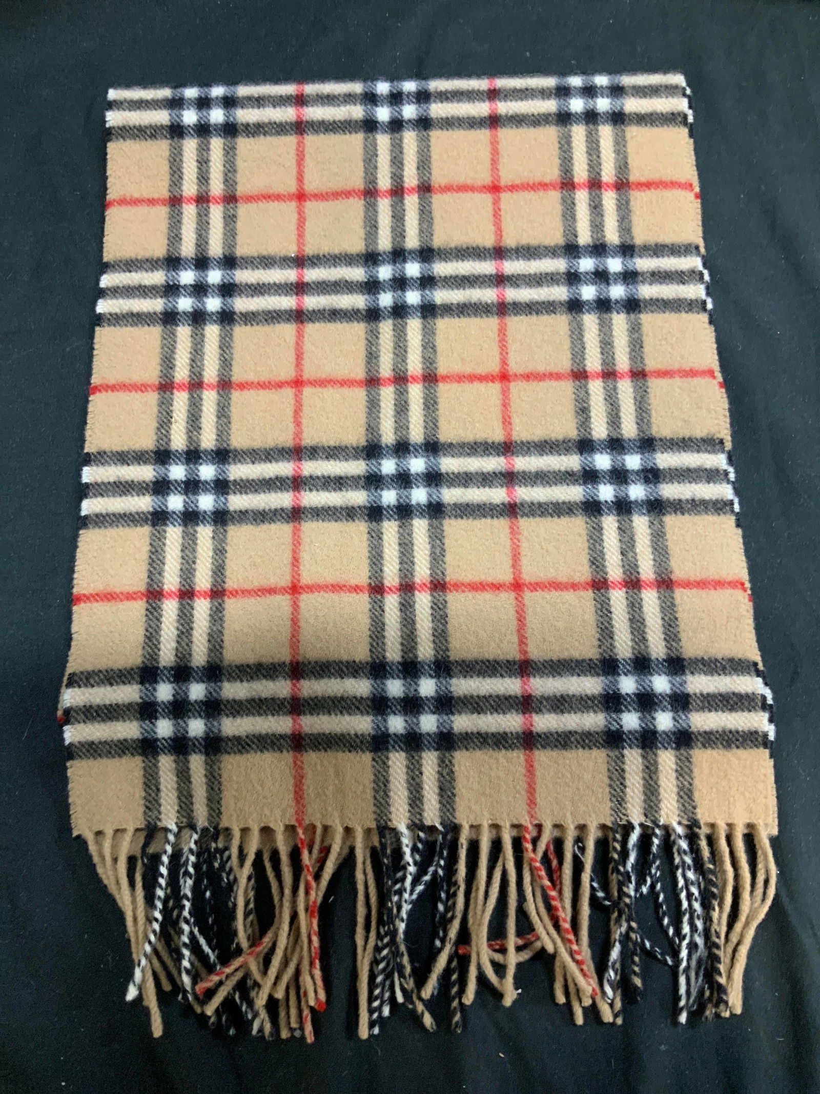 Vntg Burberrys Plaid Lambswool Scarf ENGLAND (1 of 6)