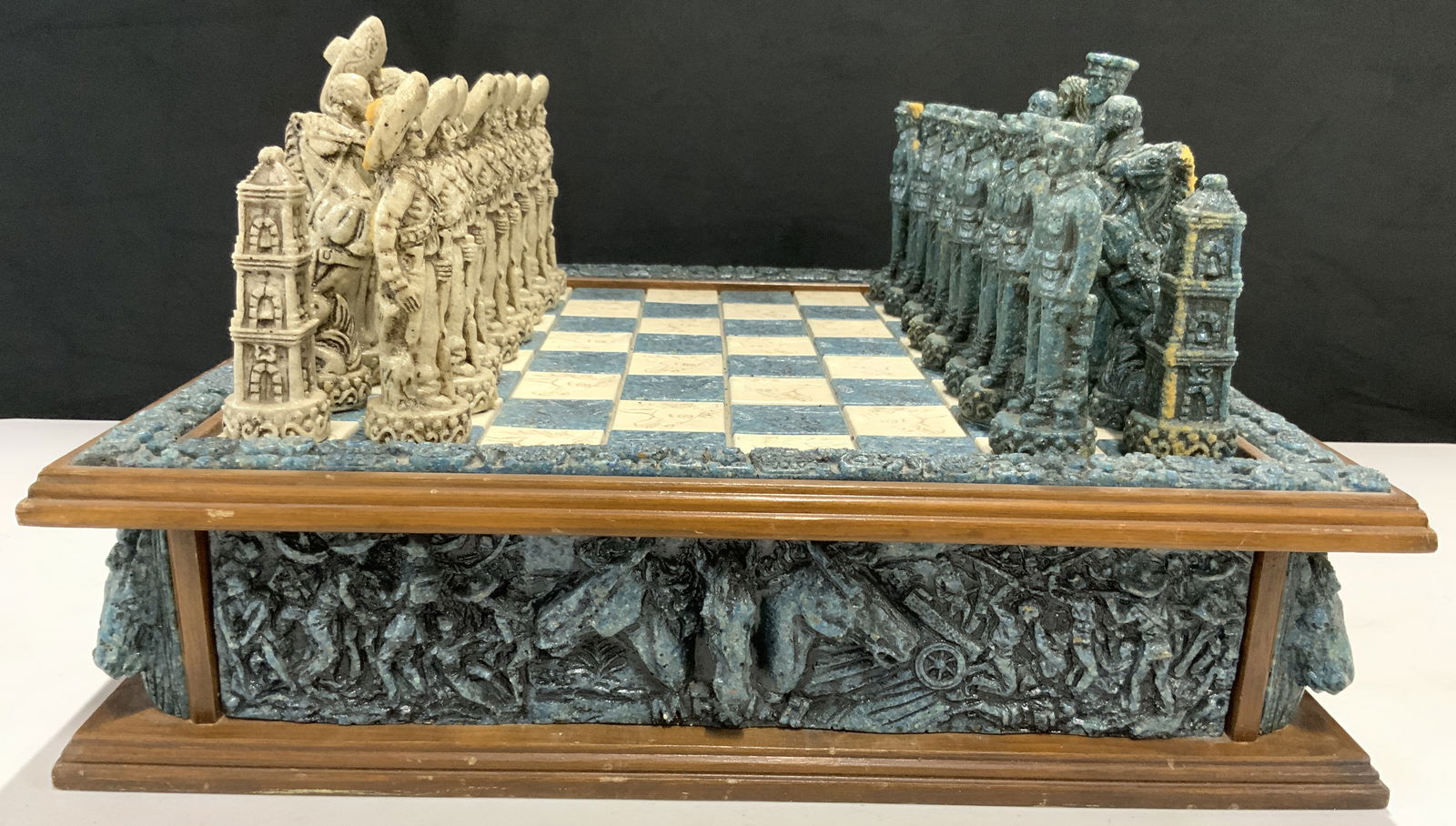 Set 33 Vtg Composite & Wood Chess Set W Board (1 of 17)