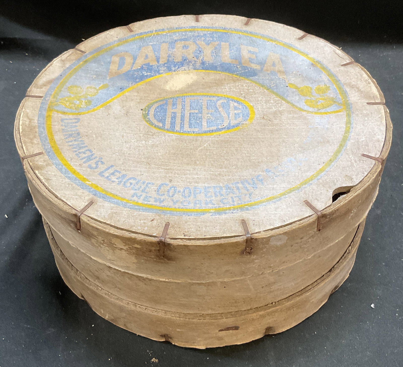 Vintage 1929 Dairylea Cheese Round Box: Vintage Dairylea cheese box. Copyright 1929. Reads Dairylea Cheese, Dairymans League Co Operative Association Inc New York City. Understand with certificate of maker, illegible. Climax Mfg Co Makers, 