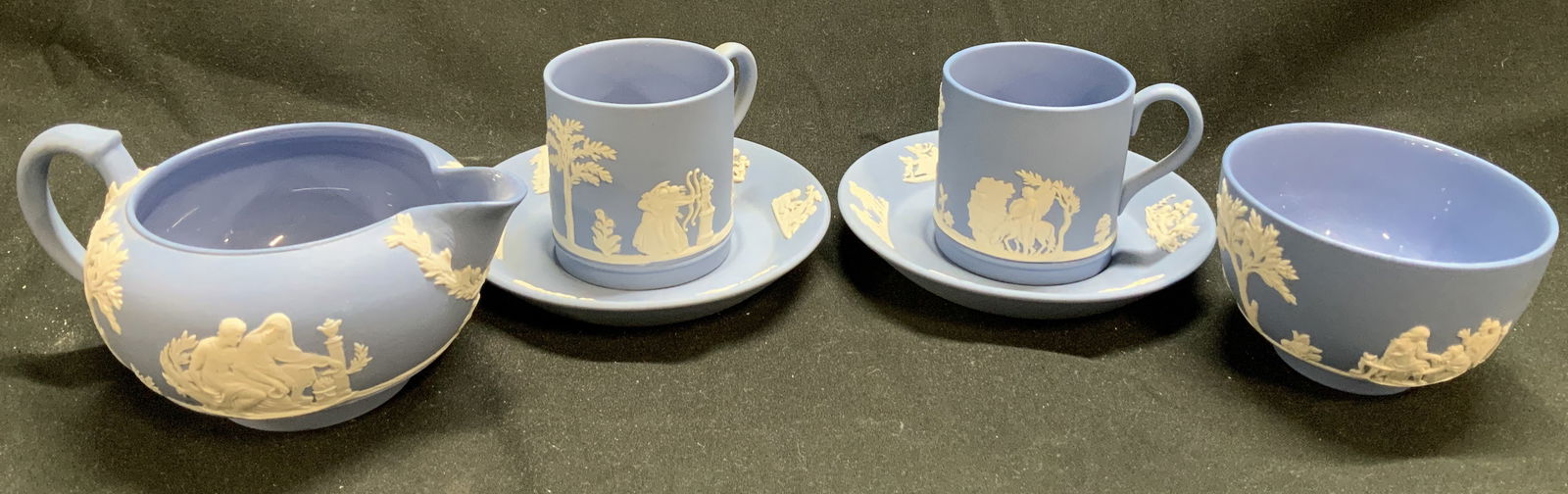 Lot 6 Vntg Wedgwood Jasperware Tableware ENG (1 of 8)