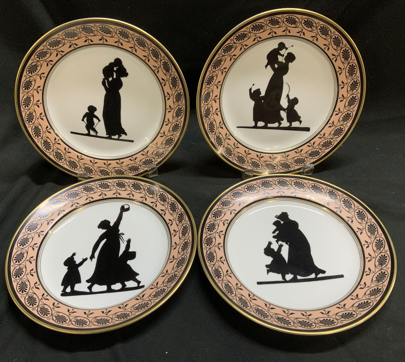 Lot 4 Mottahedeh Angerstein Porc Plates PORTUGAL (1 of 7)