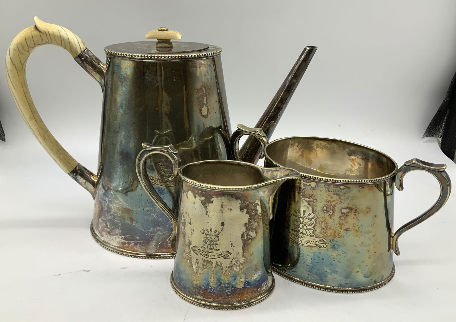 Vtg Mappin & Webb Silver Plated Teaware LONDON: Lot includes, 1 sugar bowl, 1 creamer & 1 teapot. Pieces are silver plated material & feature beaded edges. Teapot features a hinged lid & bone material handle. Teaware pieces feature a Latin phrase t