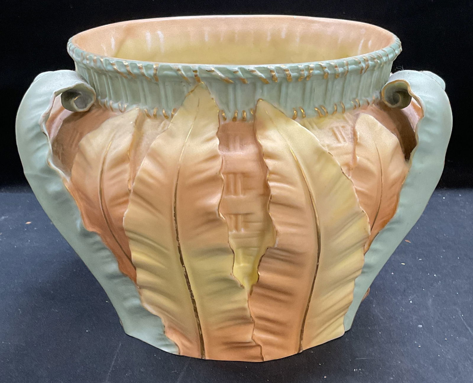 Antique Royal Worcester Porcelain Acanthus Planter (1 of 6)