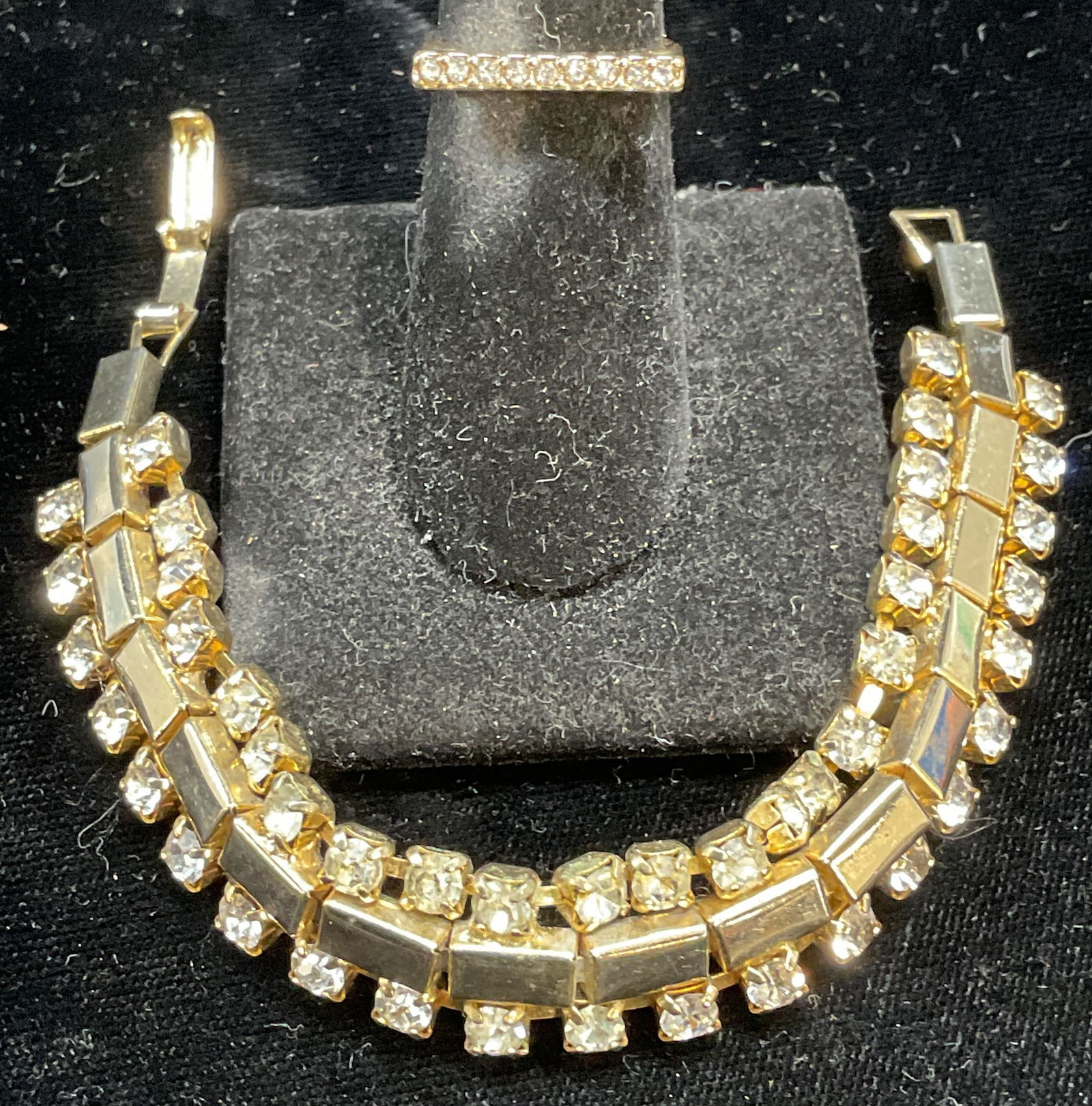 Lot 2 Gold Tone Crystal Bracelet & Ring (1 of 6)