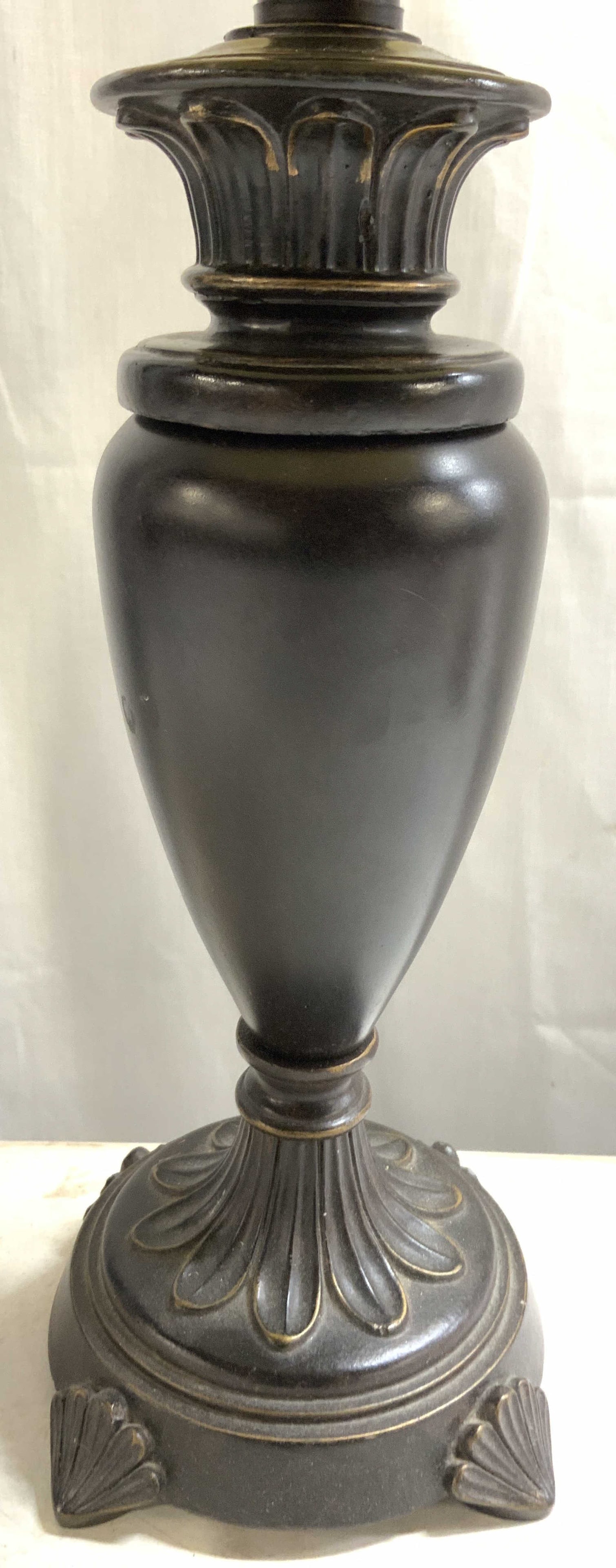 Vtg Neoclassical Style Composition Urn Frm Tbl Lmp (1 of 7)