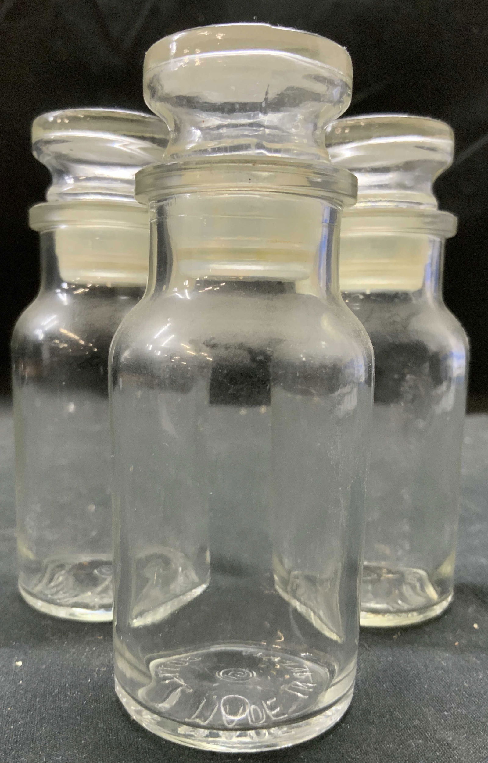 Set 3 Glass Apothecary Bottles W Lids JAPAN (1 of 6)