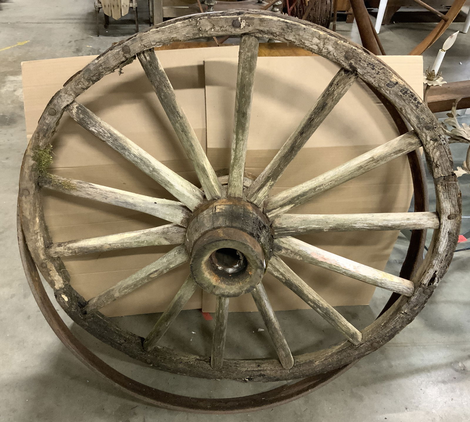 Antique Wood & Metal Spoked Wagon Wheel 42in (1 of 6)