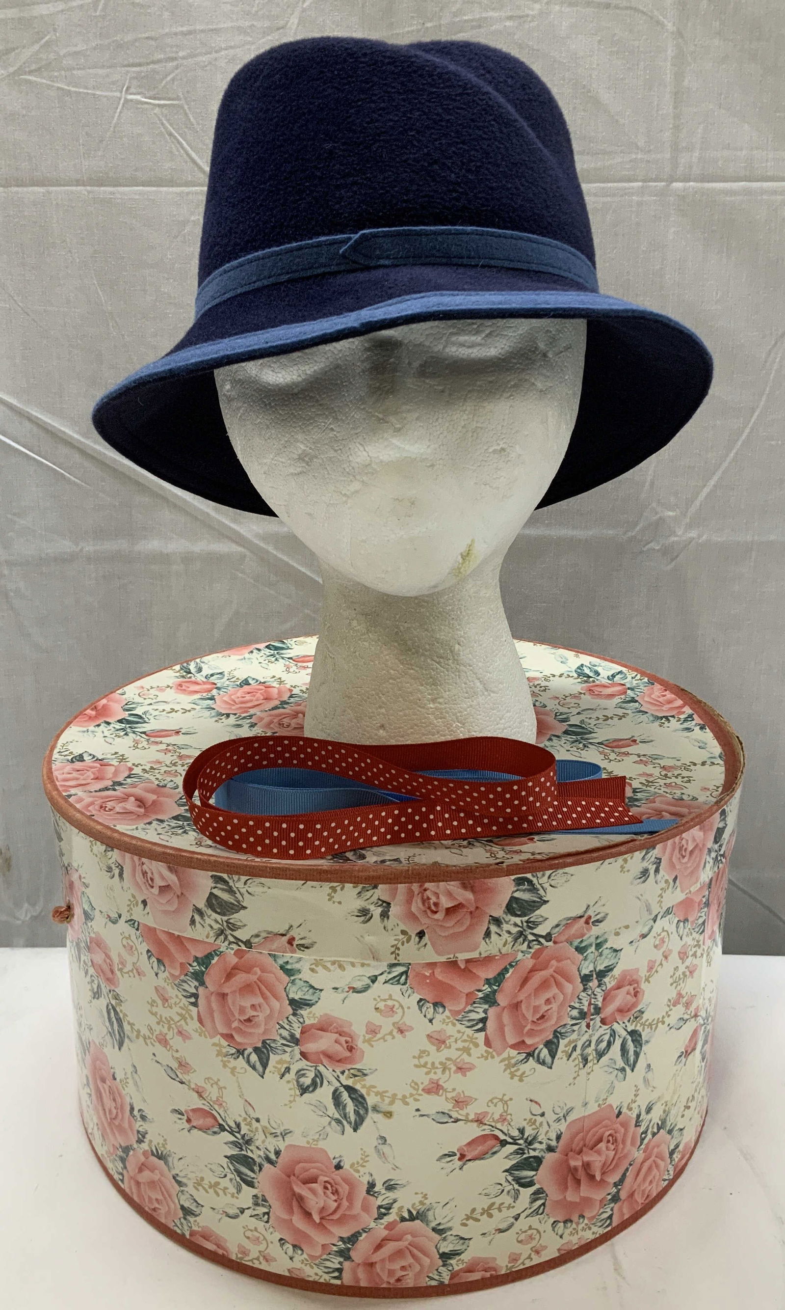 Anita Pineault Navy Velour Hat W Floral Box CANADA (1 of 9)