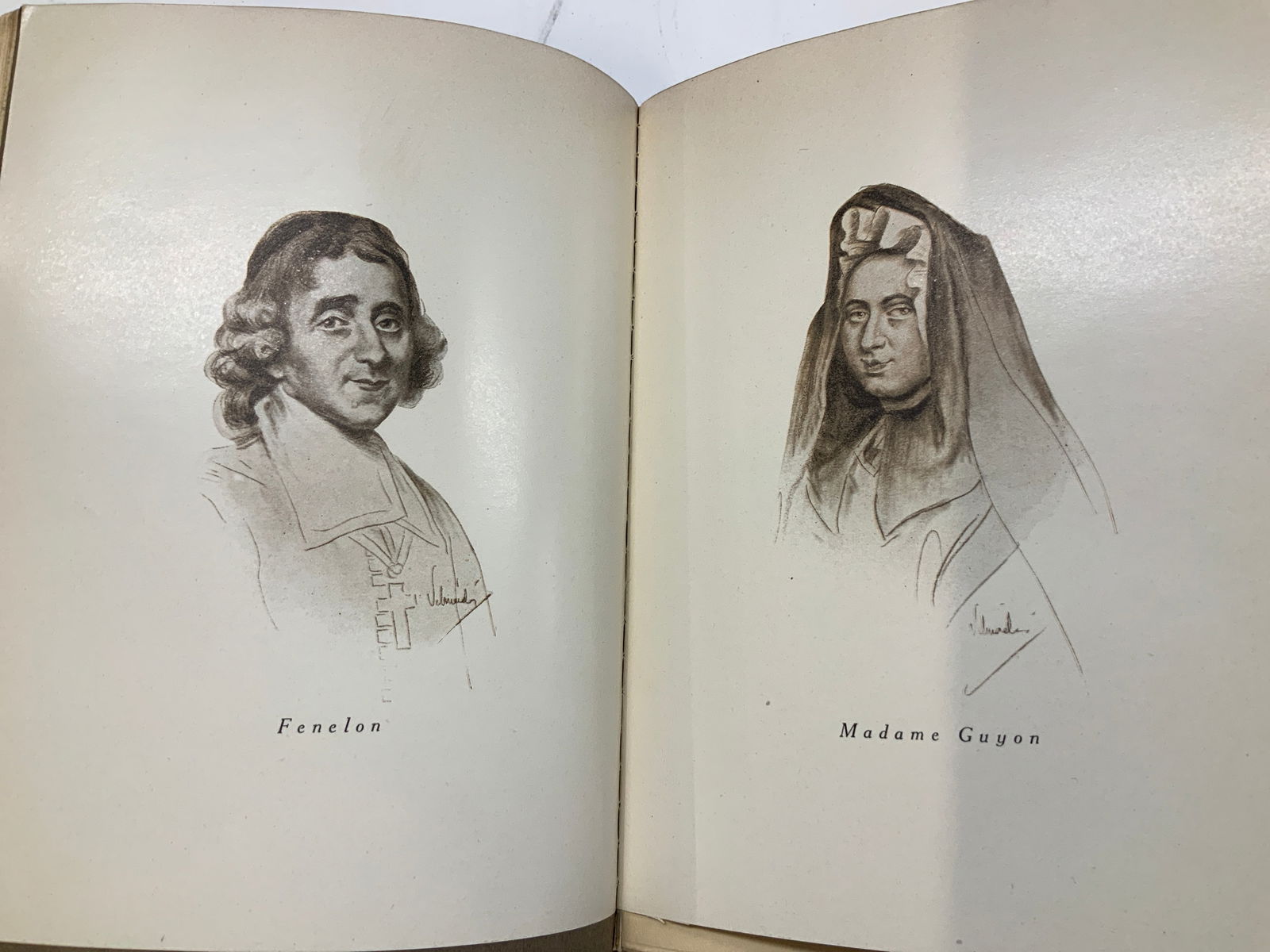 2 Little Jrneys Homes 1906&1926 Bks HUBBARD illust: Lot includes, Little Journeys To The Homes of Great Lovers. Vol. XVIII. By Elbert Hubbard, Josiah Wedgwood & Sarah Wedgwood (1906) & Guide Book for Little Journeys To The Homes of The Great (1926) by