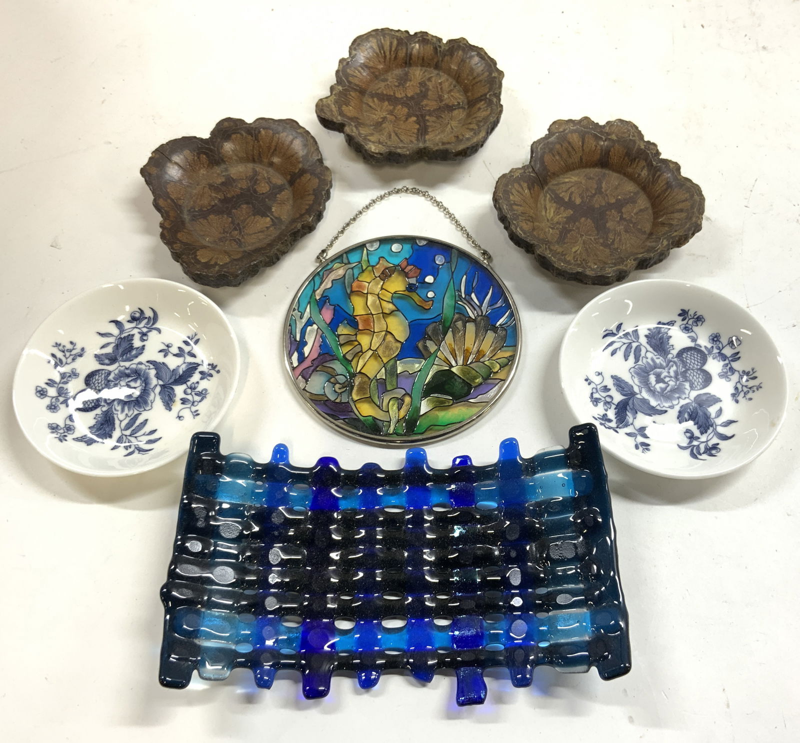 Lot 7 Asst Porc Gls & Other Tabletop (1 of 7)