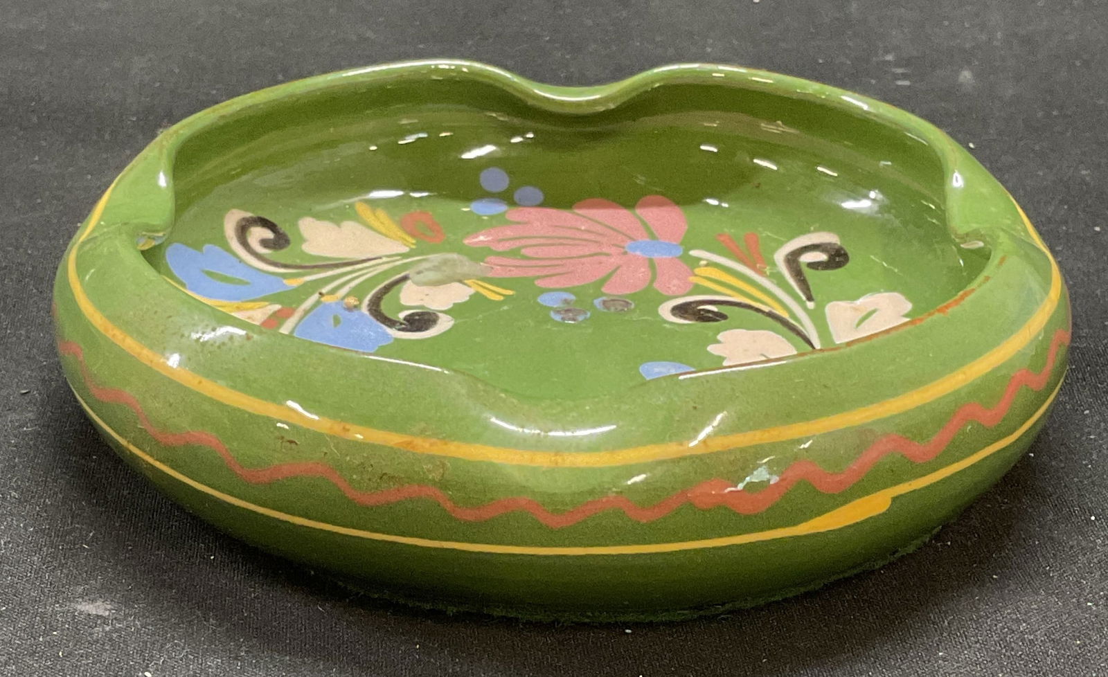 Vtg Hand Painted Green Ceramic Floral Ashtray (1 of 6)