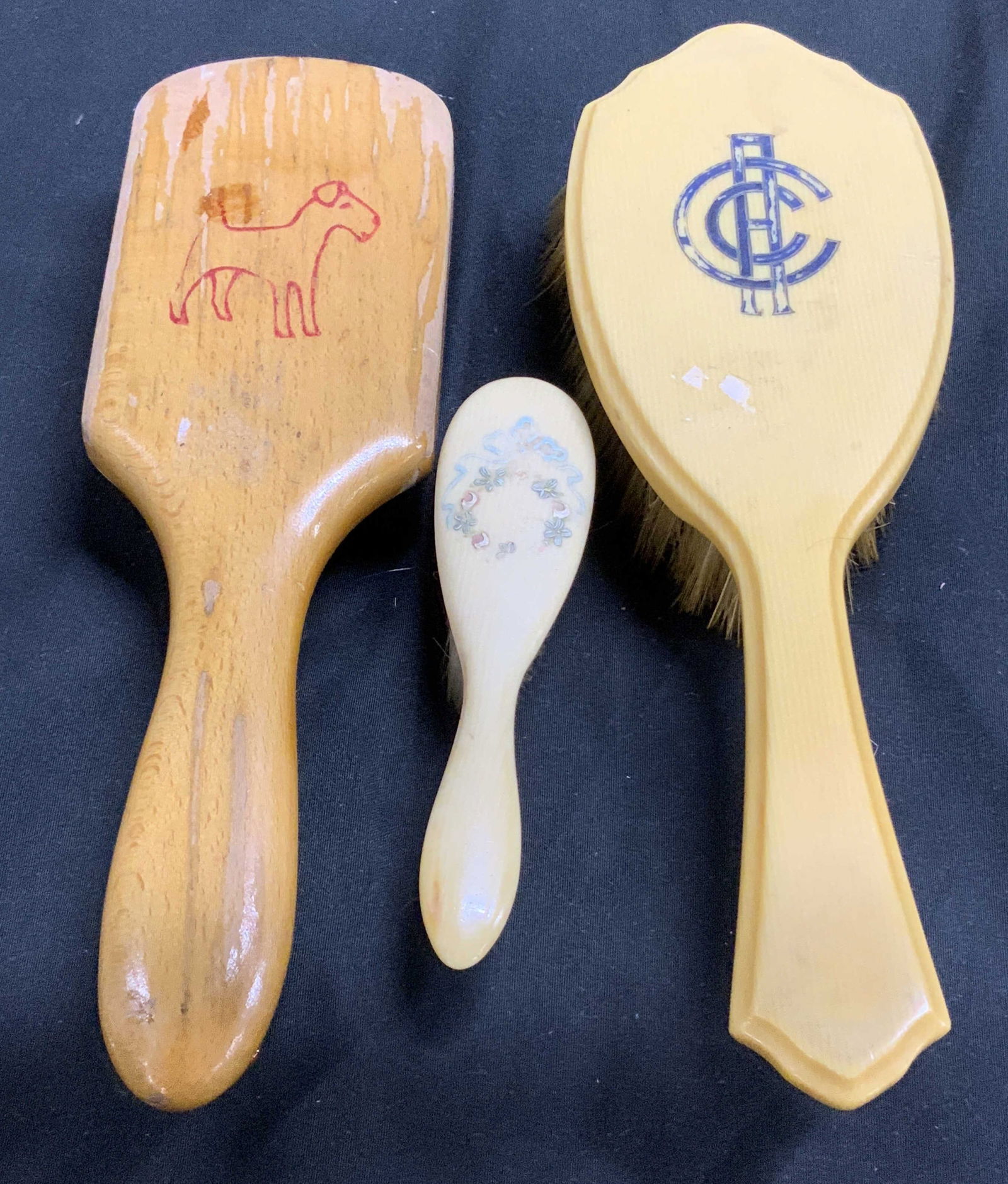 Lot3 Vtg Celluloid & Wood Hair Brushes Acca Kappa+ (1 of 8)