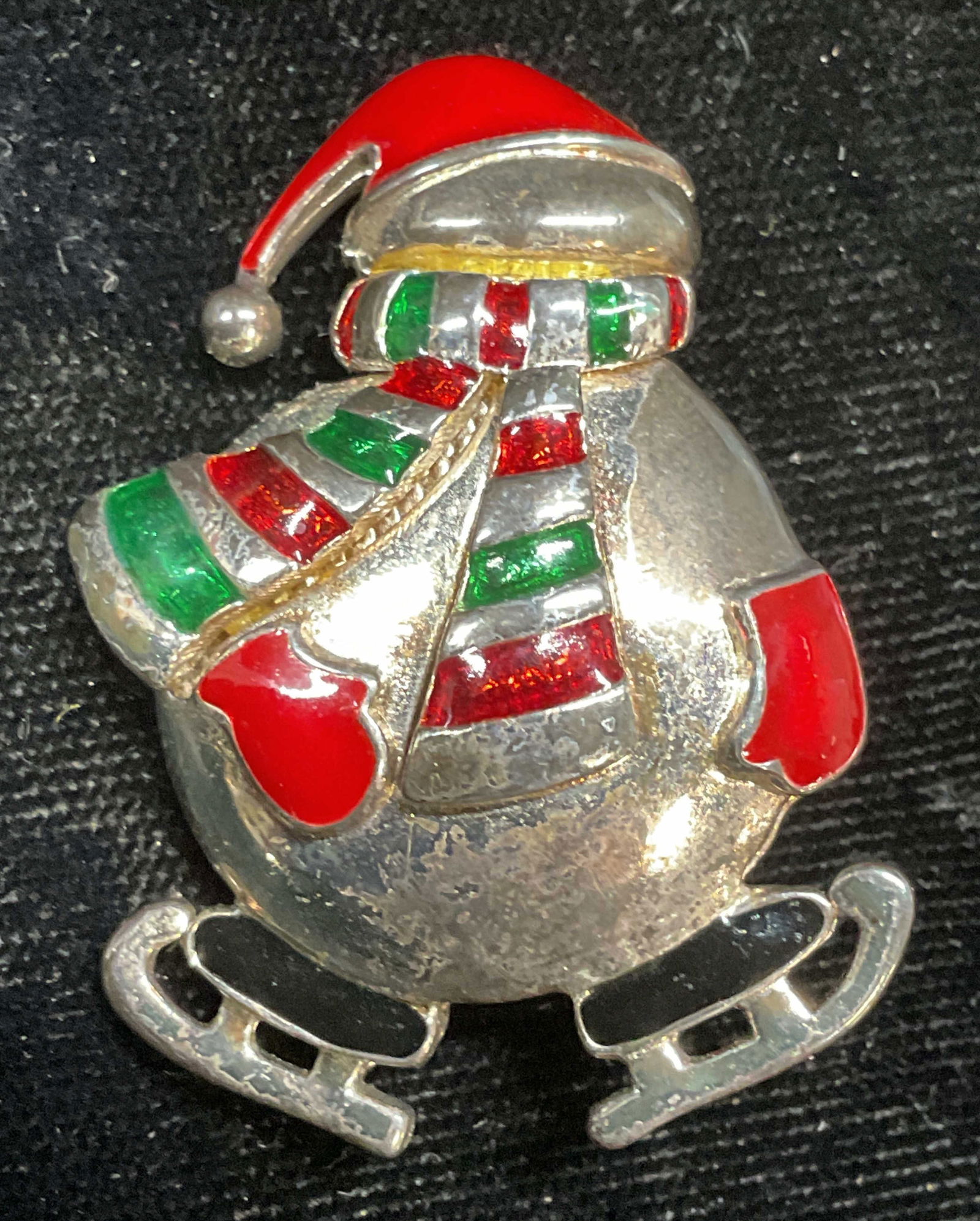 LC Silver Tone Enamel Snowman Brooch (1 of 6)