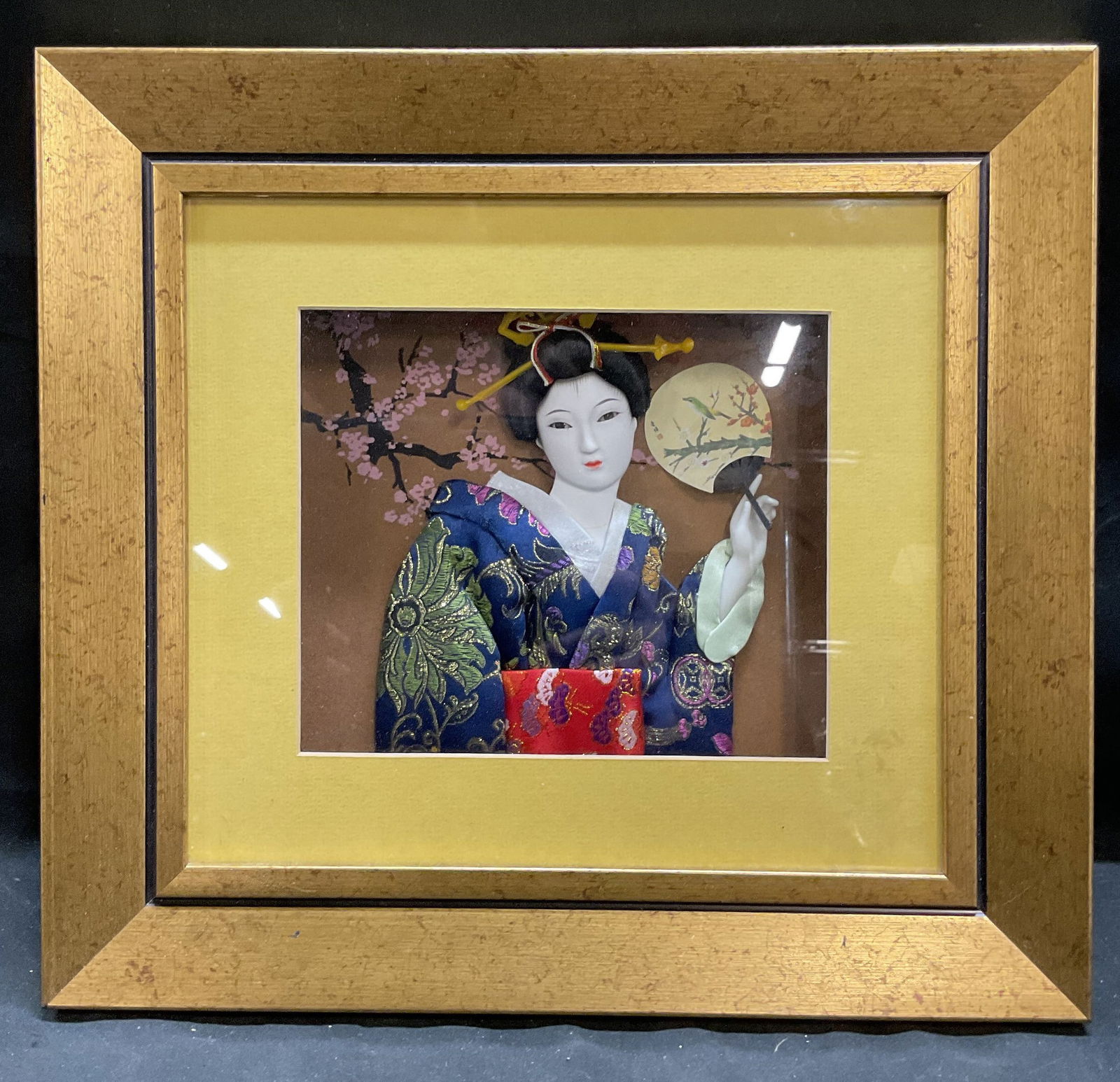 Framed 3D Geisha Shadow Box (1 of 6)