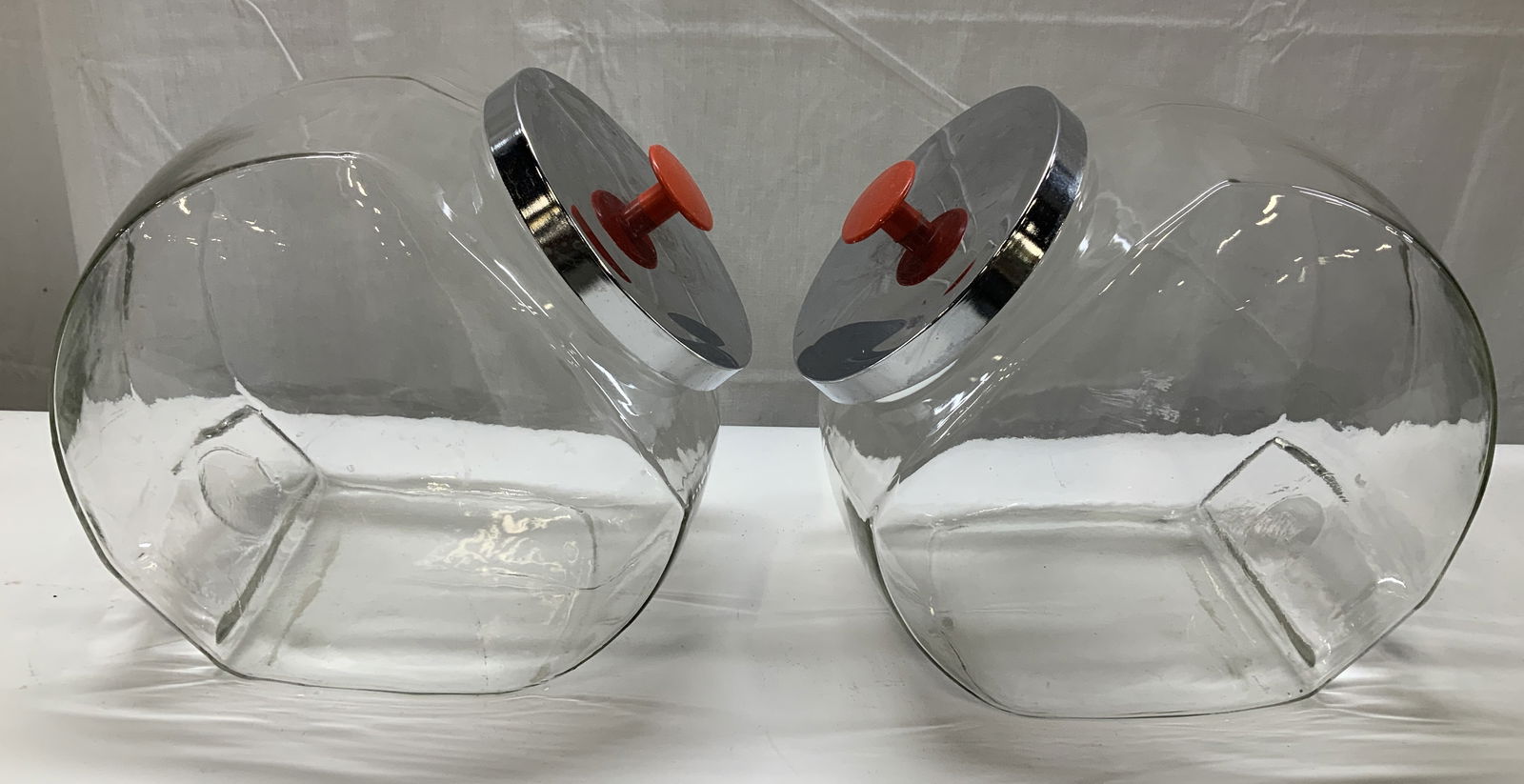 Vntg Pair Large Glass Penny Candy Lidded Jars (1 of 7)