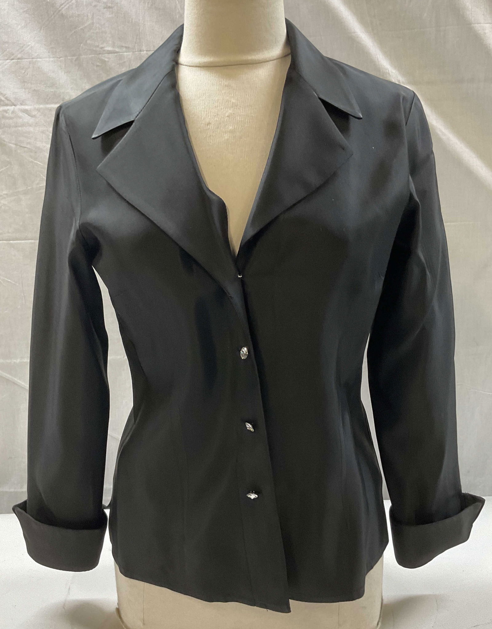 JS Collections Black Button Up Top (1 of 7)