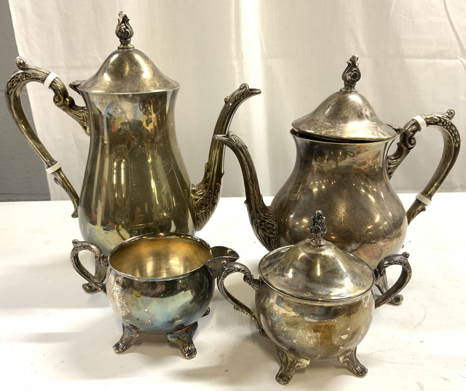 KENT SILVERSMITHS Silver Plated 4 Pc Tea Set (1 of 8)