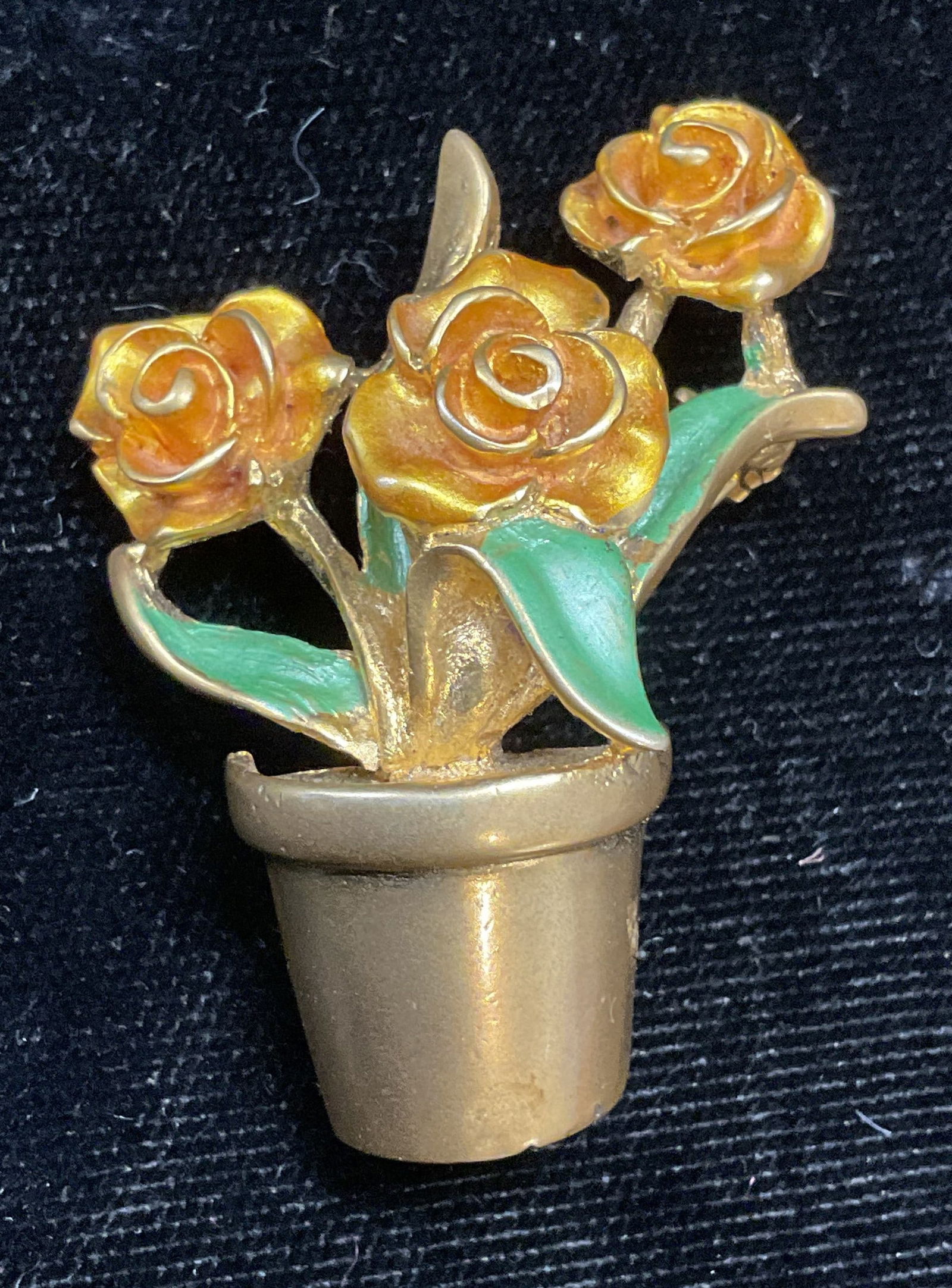 Do Do Gold Tone Flower Pot Brooch (1 of 6)