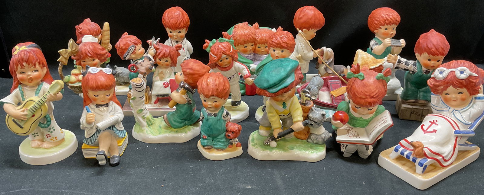 Lot 18 Vtg GOEBEL Charlot Byj Porcelain Figurines (1 of 9)