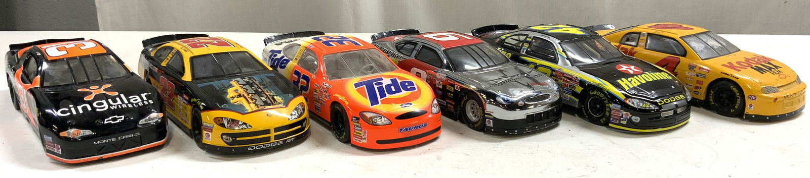 Lot 6 Die Cast NASCARS MATTEL & More (1 of 13)