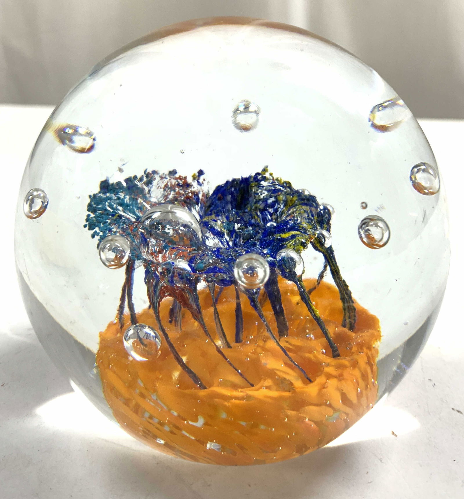 Handblown Controlled Bubble Art Gls Paperweight (1 of 6)