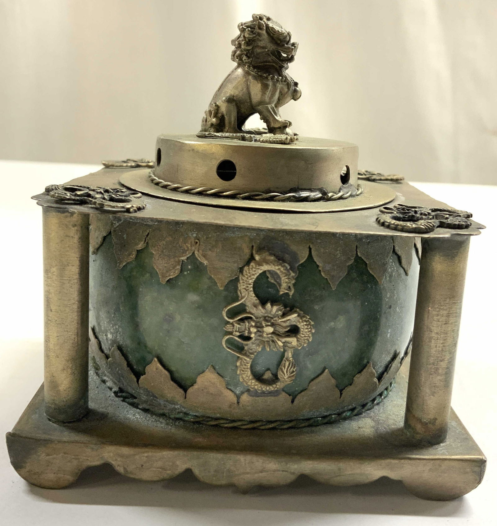 Atq Chinese Censer Incense Brnr W Tmpl Lion Lid (1 of 8)