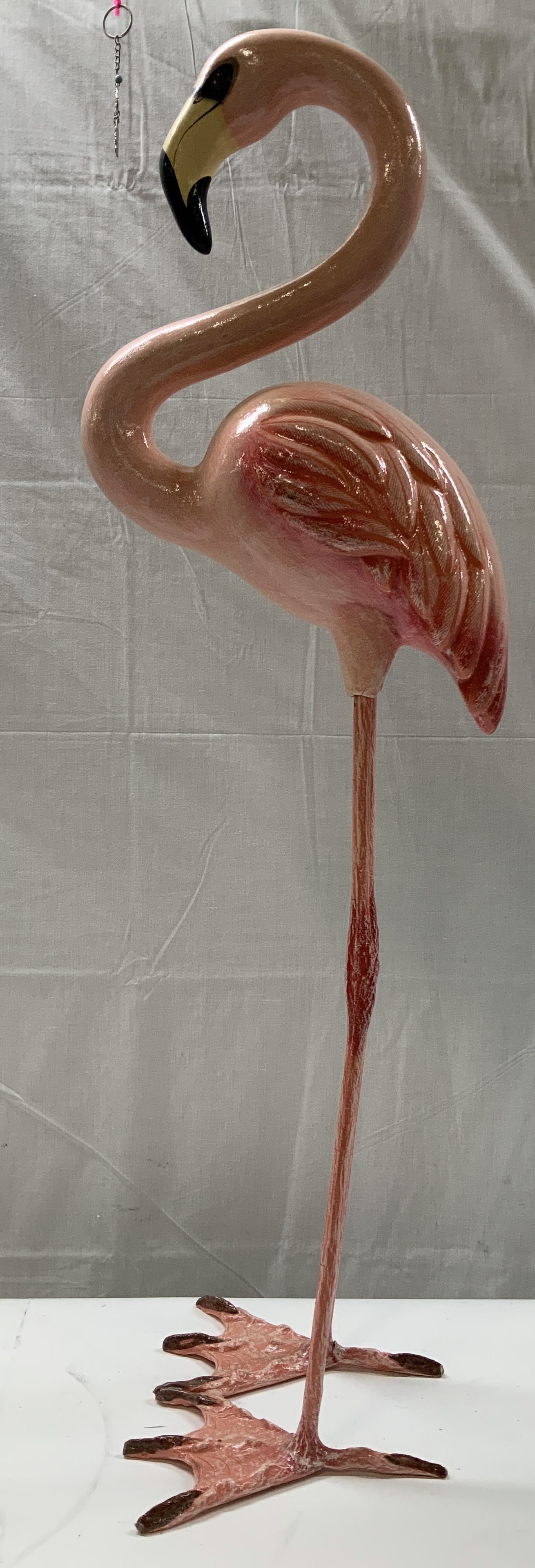 2000 Department56 Flamingo Composite Sculpt. MEX: 2000 Department56 Flamingo Composite Sculpture MEXICO Flamingo appears to be possible paper mache material. Depicts a flamingo with its neck curved upwards & a textured surface. Visible textured feath