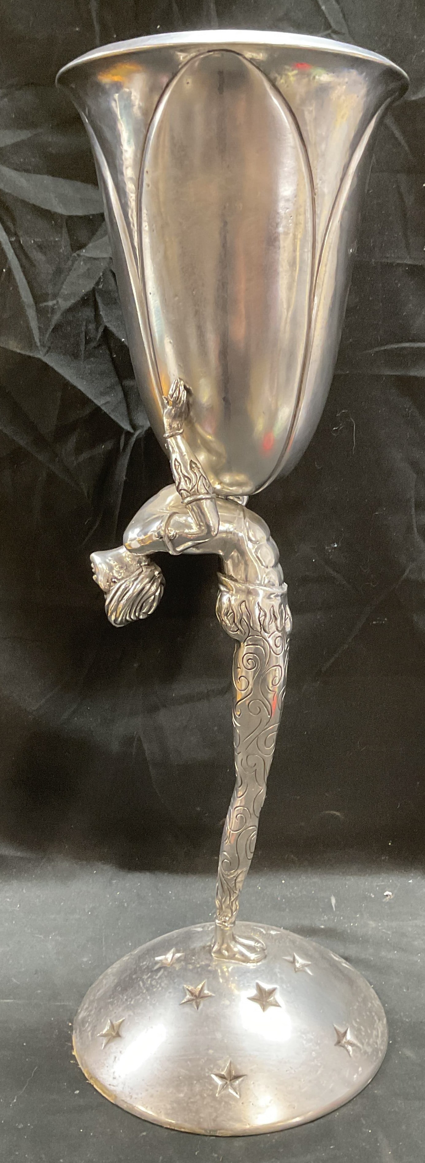 Vtg Piero Figura Atena Pewter Acrobat Vase 24 In: Vintage 1980s Piero Figura for Atena Milan Acrobat Vase. Cast pewter. Figural motif column, man bending backwards, holding fluted bowl. Domed base. Signed on underside. Measures approx 8 x 24 inches.