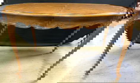 Thomasville Camille Col Cntry Frnch Walnut Dng Tbl