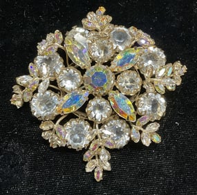 Vtg SCHREINER Gold Tone Crystal Flower Brooch