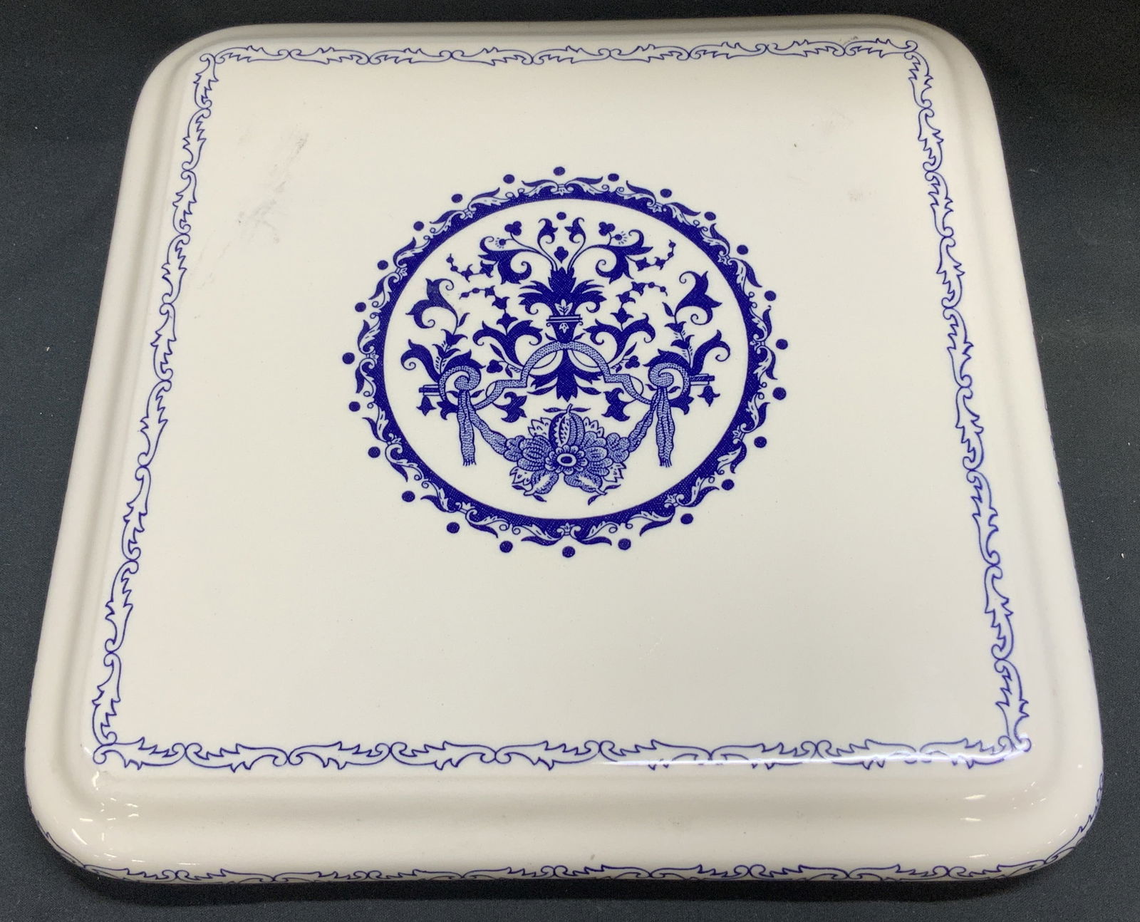 Vntg Gien Inalterable Rouen Ceramic Trivet FRANCE: Trivet appears to be ceramic or earthenware material. Features a Rouen pattern which contains an intricate blue & white central medallion & a border. Signed & marked. Reads, GIEN FRANCE. INALTERABLE R