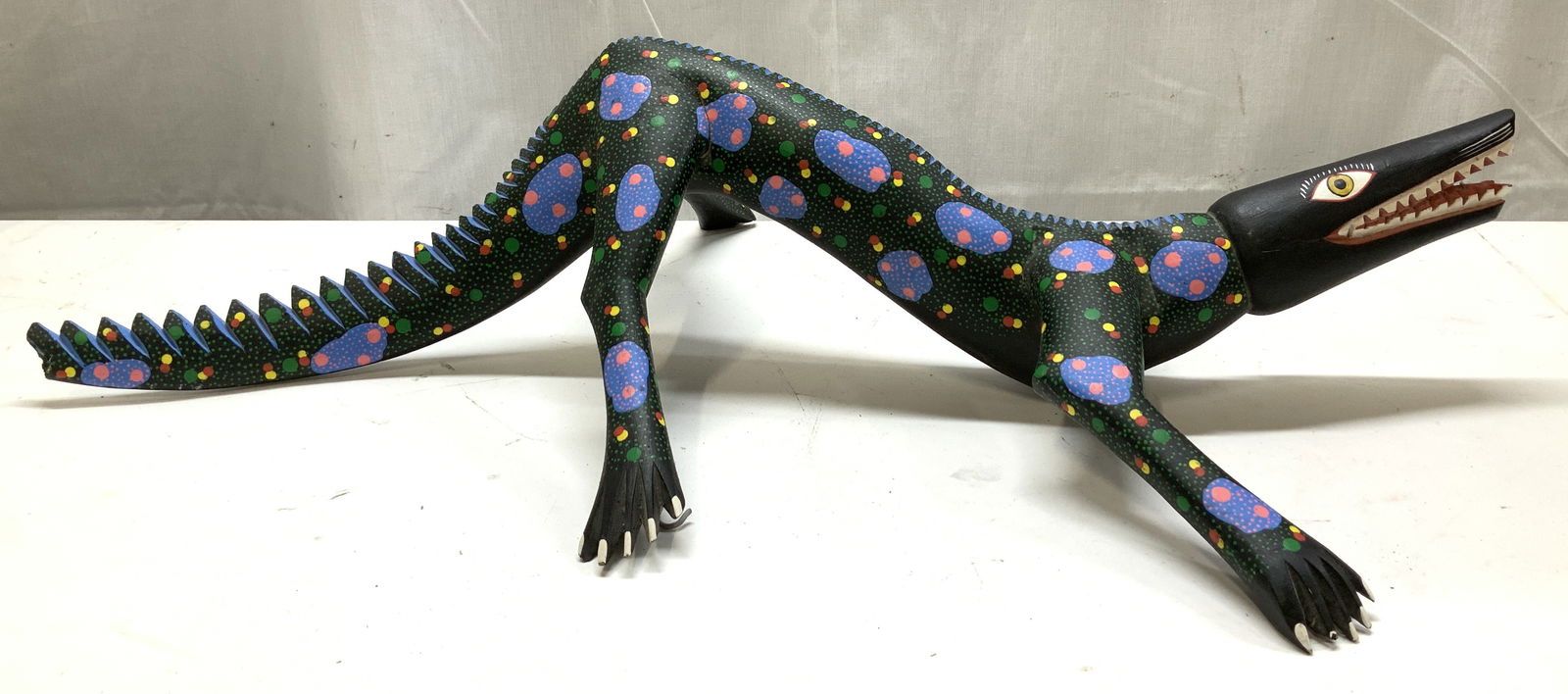 Francisco Cruz Hand Carved Wood Crocodile MEX 25in (1 of 8)