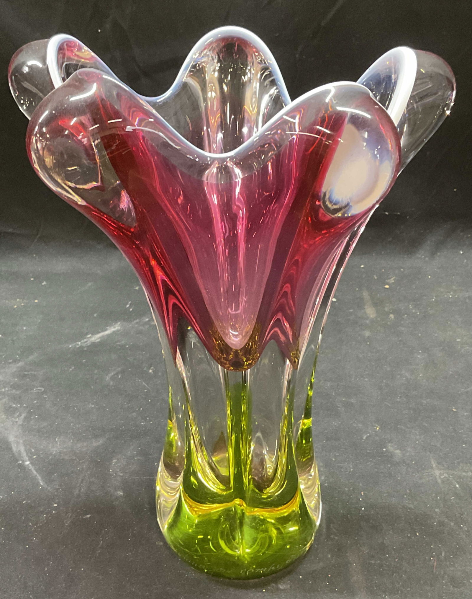 Signed MCM Pink & Green Art Glass Vase (1 of 9)