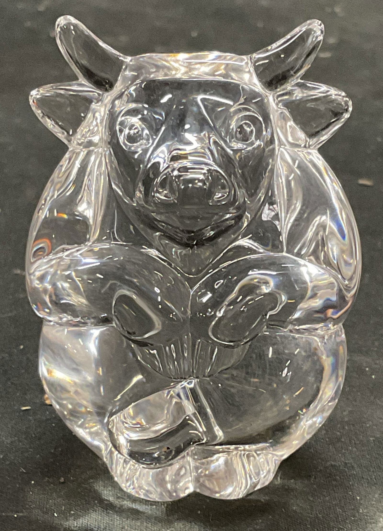 Steuben Art Glass Bull Figurine: Steuben Art glass Bull figurine. Signed on underside. Measures approx 1.75 x 1.5 x 2.75 inches. Minor scratches. Steuben figurine, Steuben bull, bull, art glass bull, bull figurine, decorative arts, c