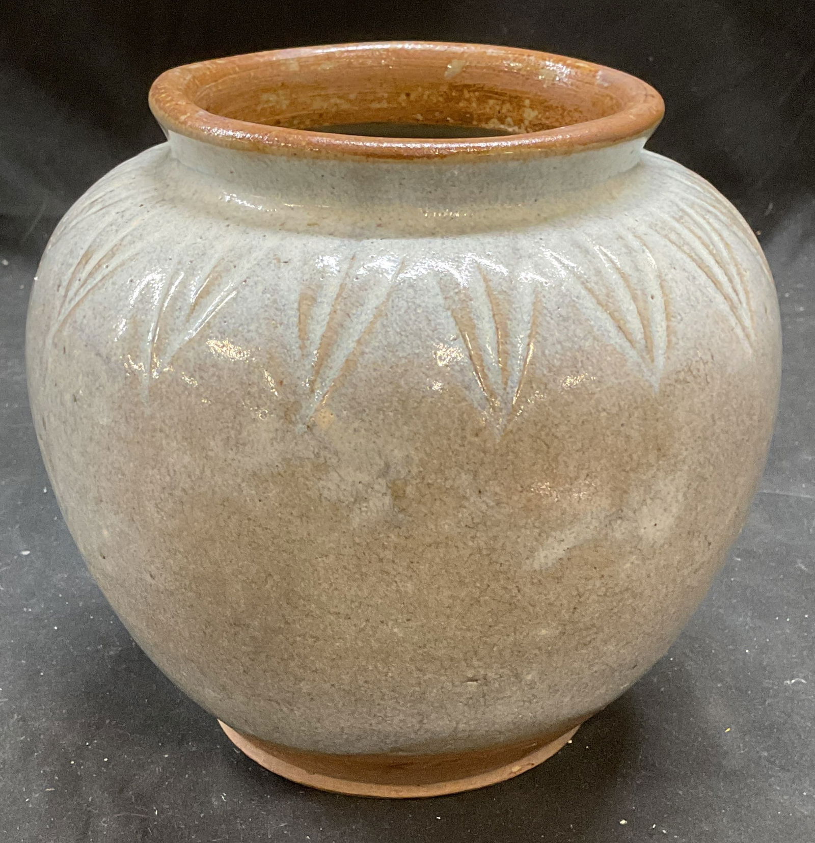 Vtg Handmade Green Speckle Glaze Pottery Vase (1 of 6)