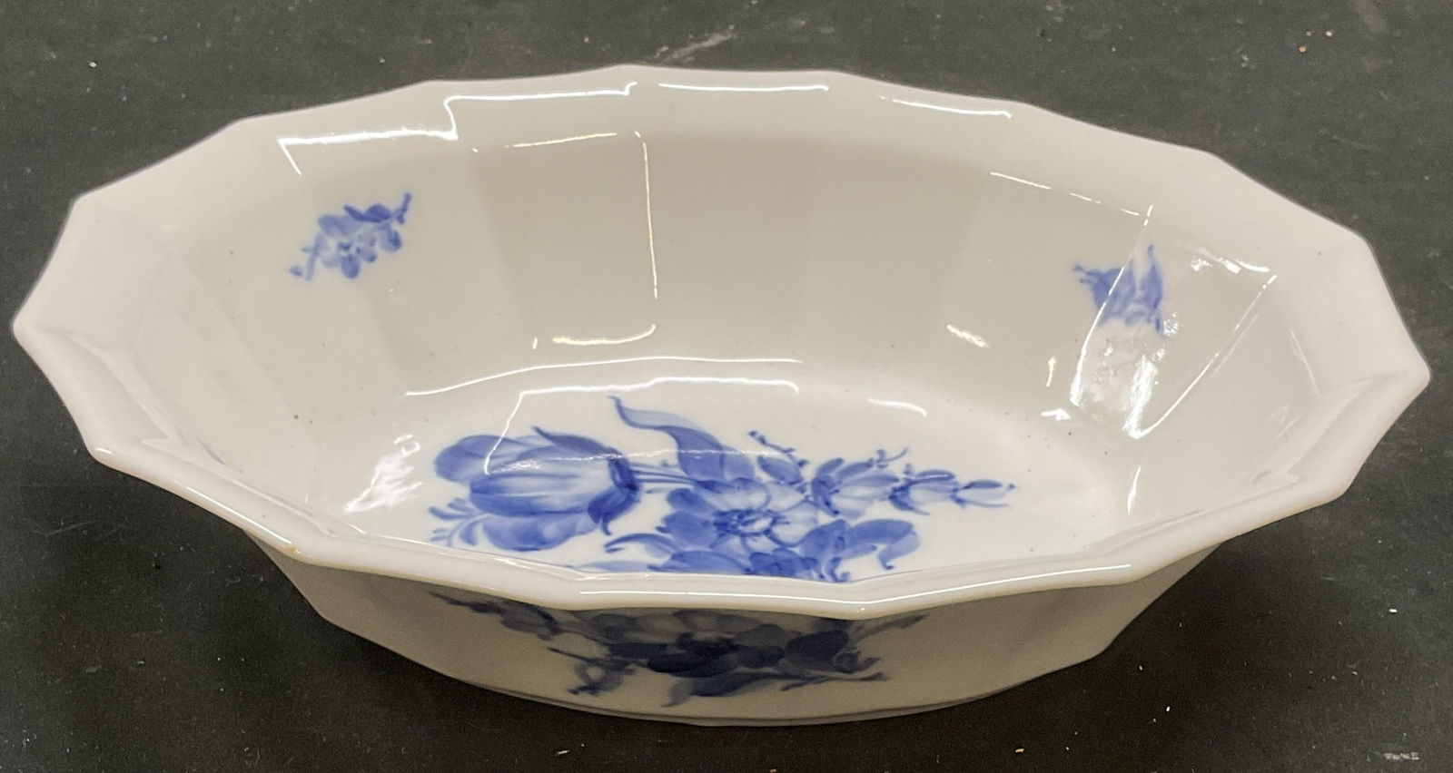 Royal Copenhagen Porcelain Serving Bowl, Denmark (1 of 6)