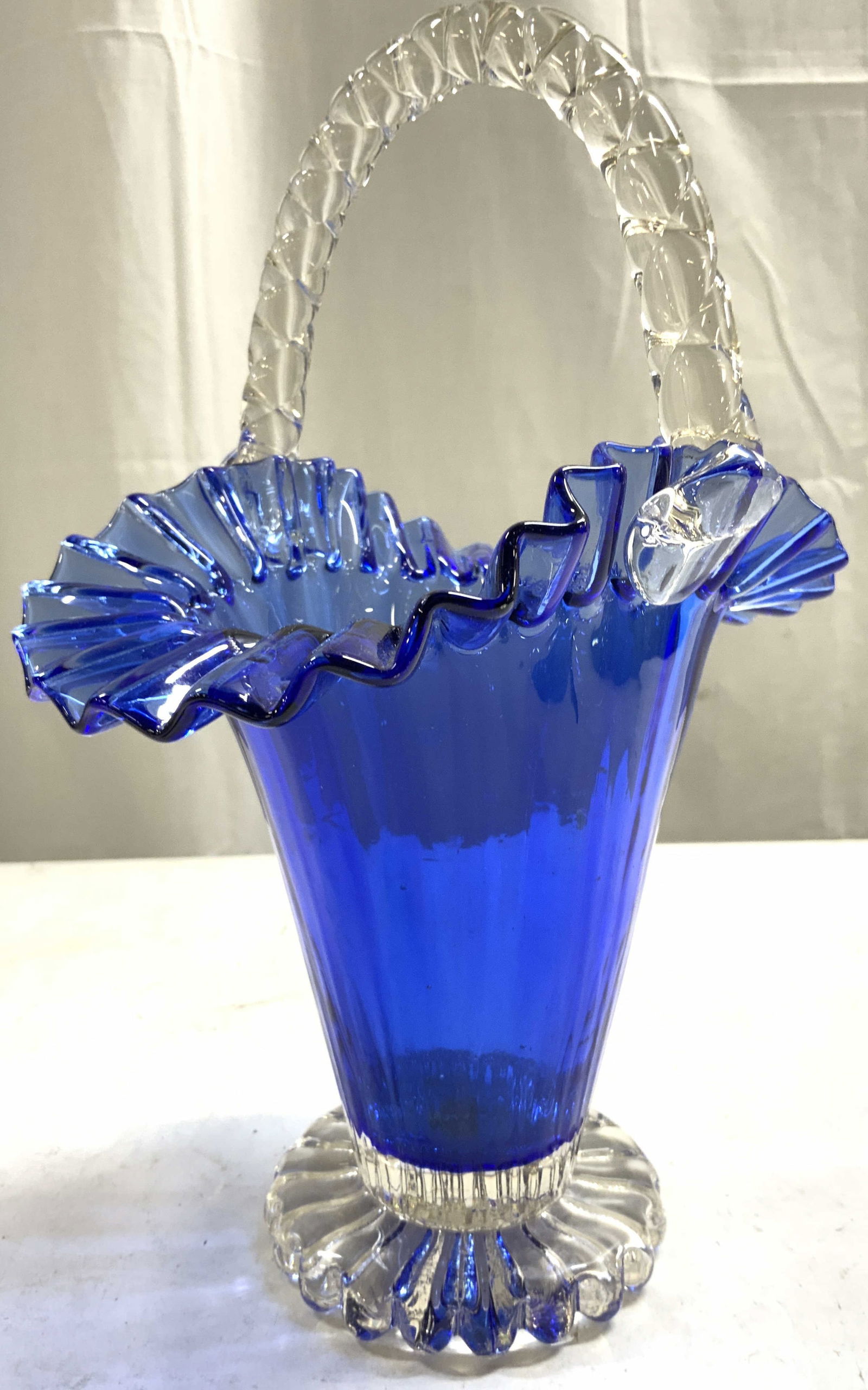Vtg Handblown Ruffled Cobalt Blue Art Gls Basket (1 of 8)