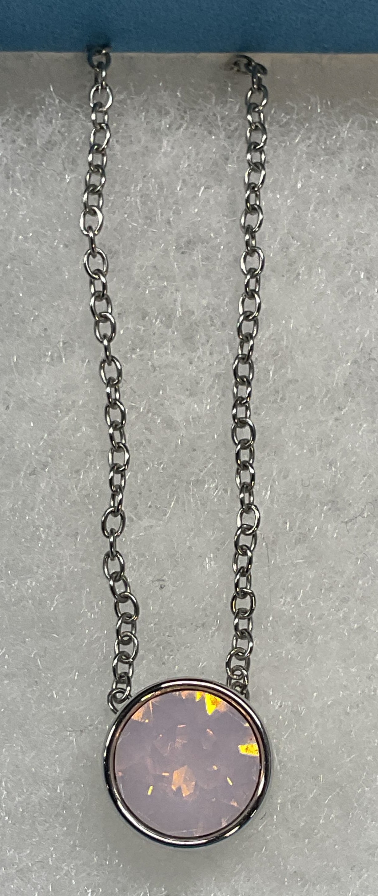 Swarovski Touchstone Pink Crystal Necklace NIB (1 of 6)