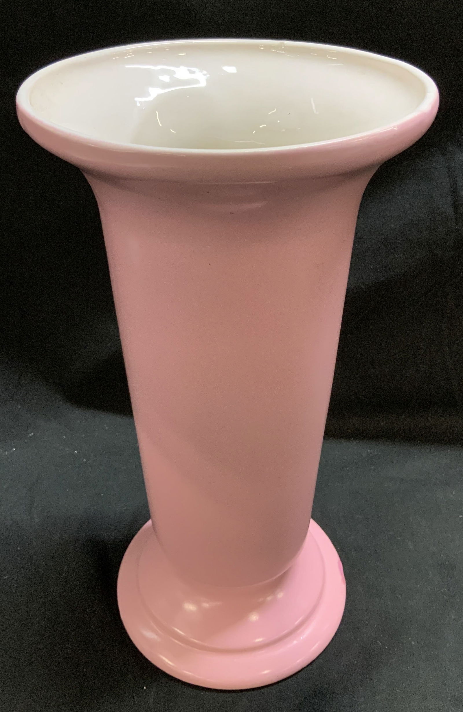 Vntg Hull Matte Pink Ceramic Vase 11.5in USA (1 of 6)