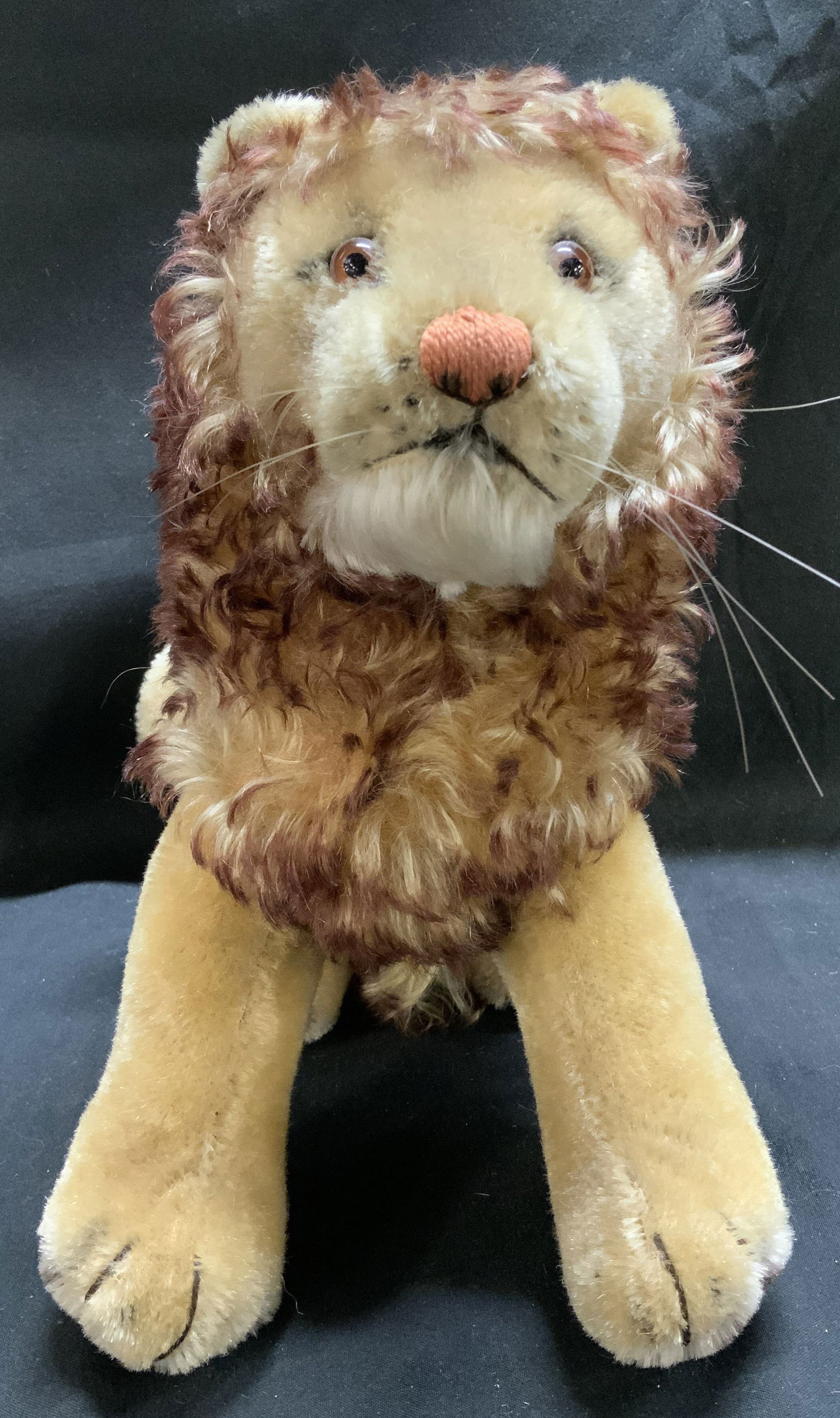 Vntg Steiff Sitting Lion Mohair Plush (1 of 6)