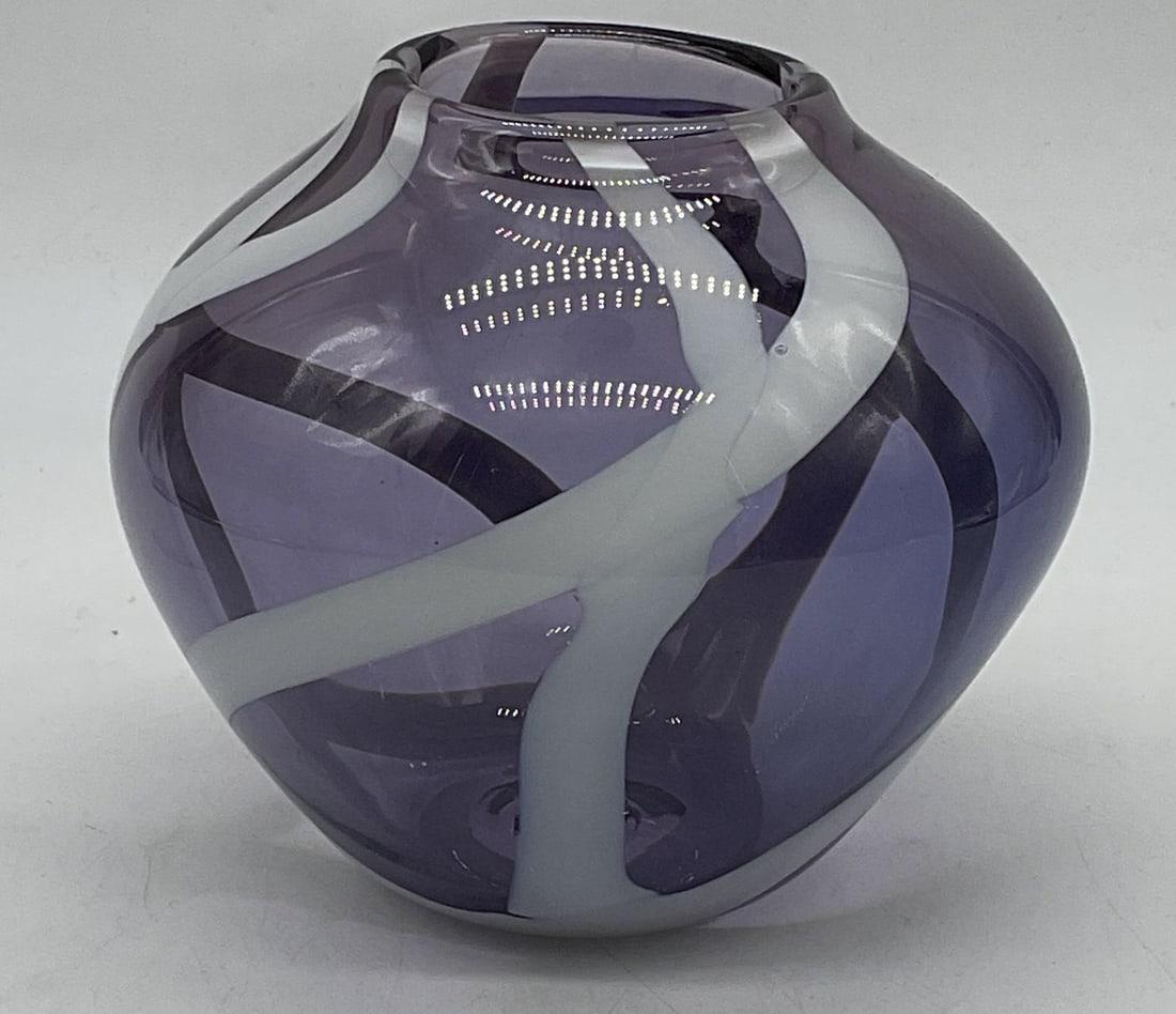 Vtg Signed R. L. purple White Art Glass Vase: Vintage signed art glass vase in purple and white with abstract design. Signed on underside, partially legible, initials R. L. Dated 1988. Measures approx 5.5 x 5 inches. Some scratching. Art glass, a