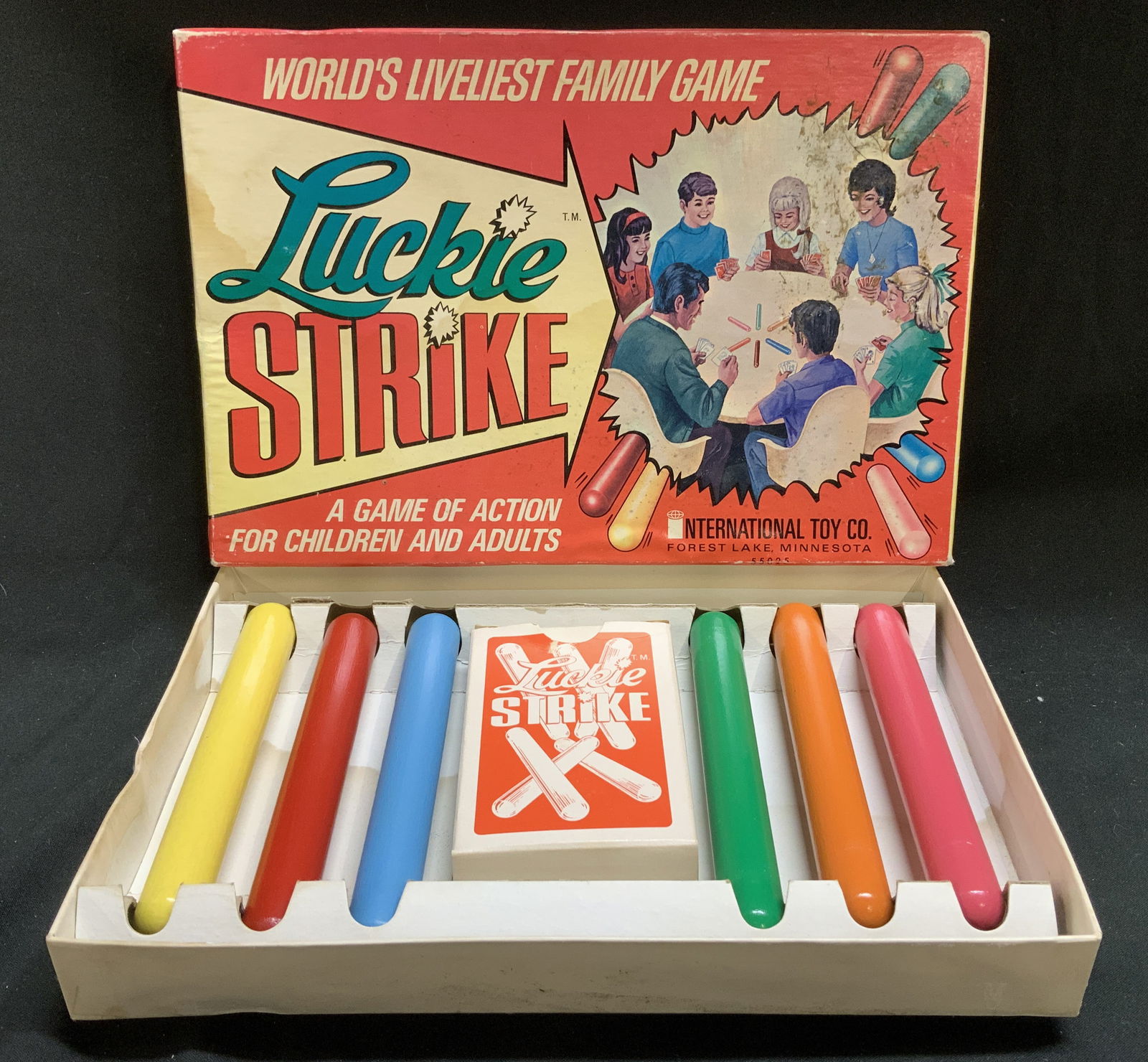 1972 International Toy Luckie Strike Board Game (1 of 7)
