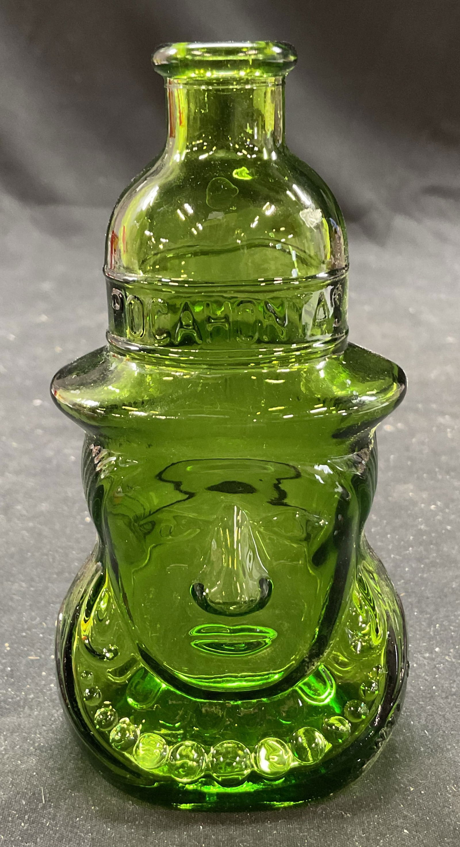 Vtg Wheaton Pocahontas Green Glass Bottle (1 of 6)