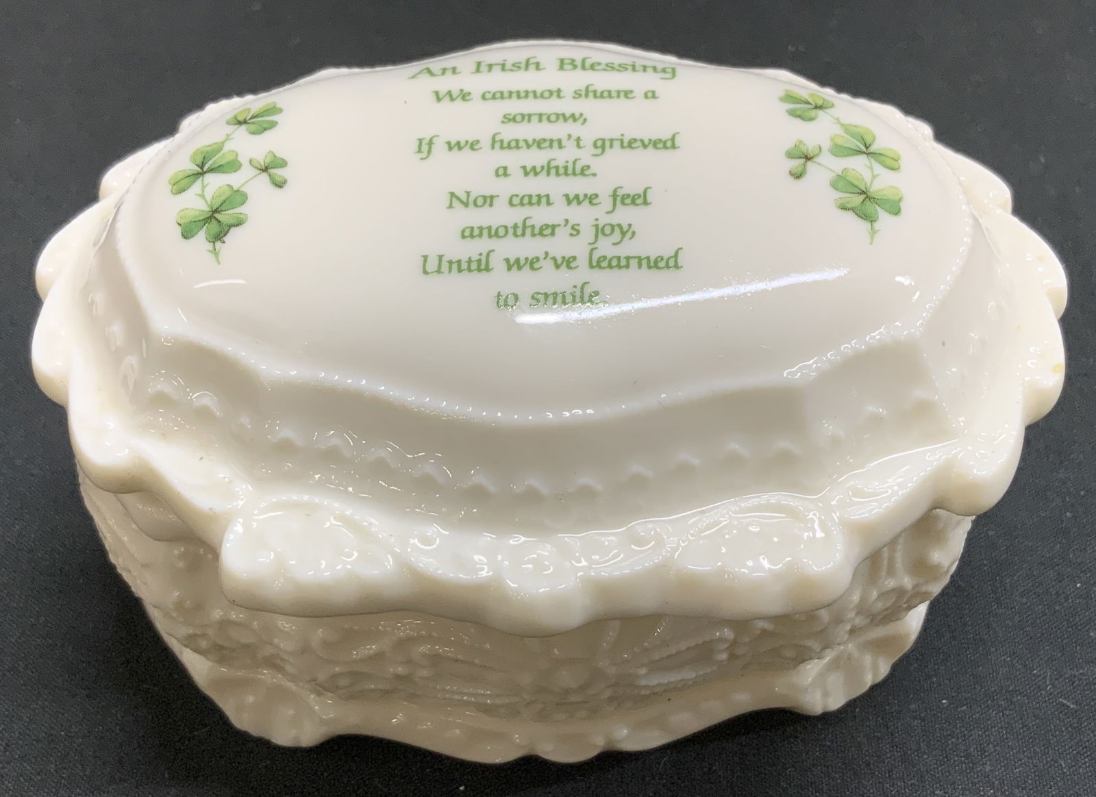 Vntg An Irish Blessing Porcelain Keepsake Box (1 of 6)