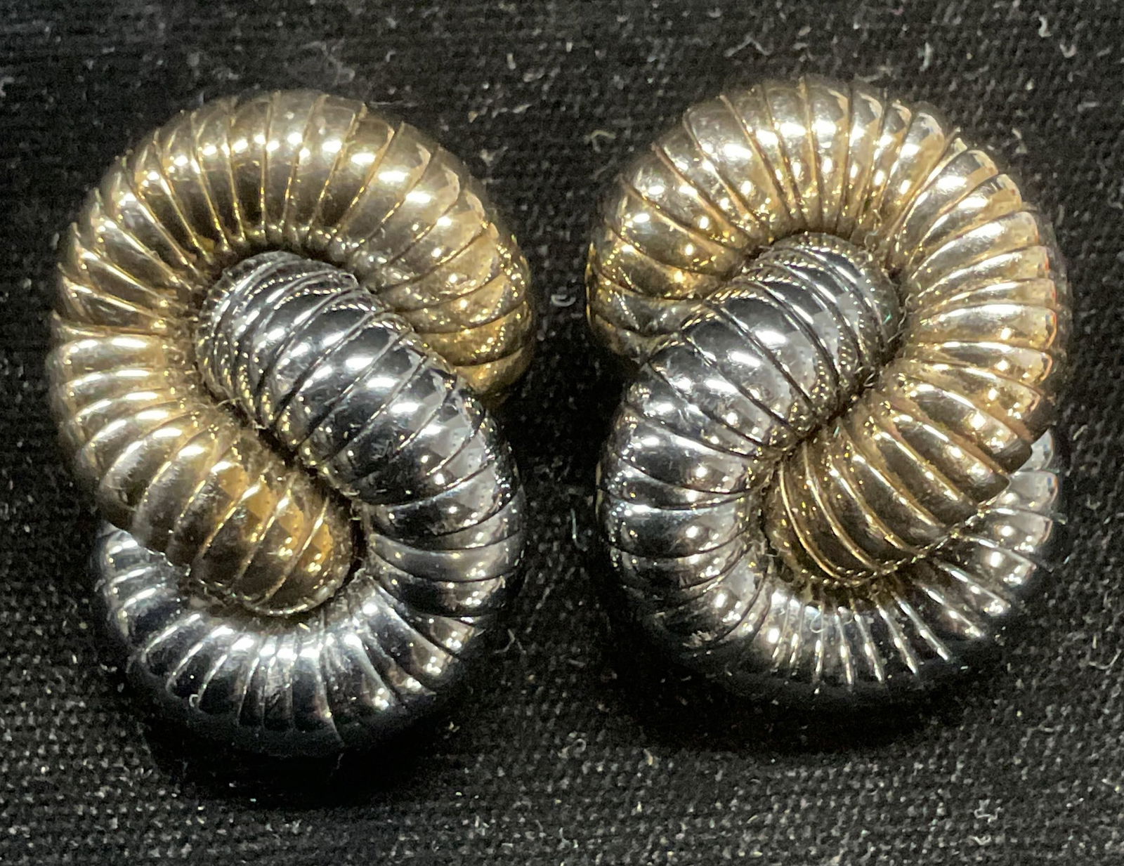 Vtg Silver & Gold Tn Interlocking Chain Earrings (1 of 6)