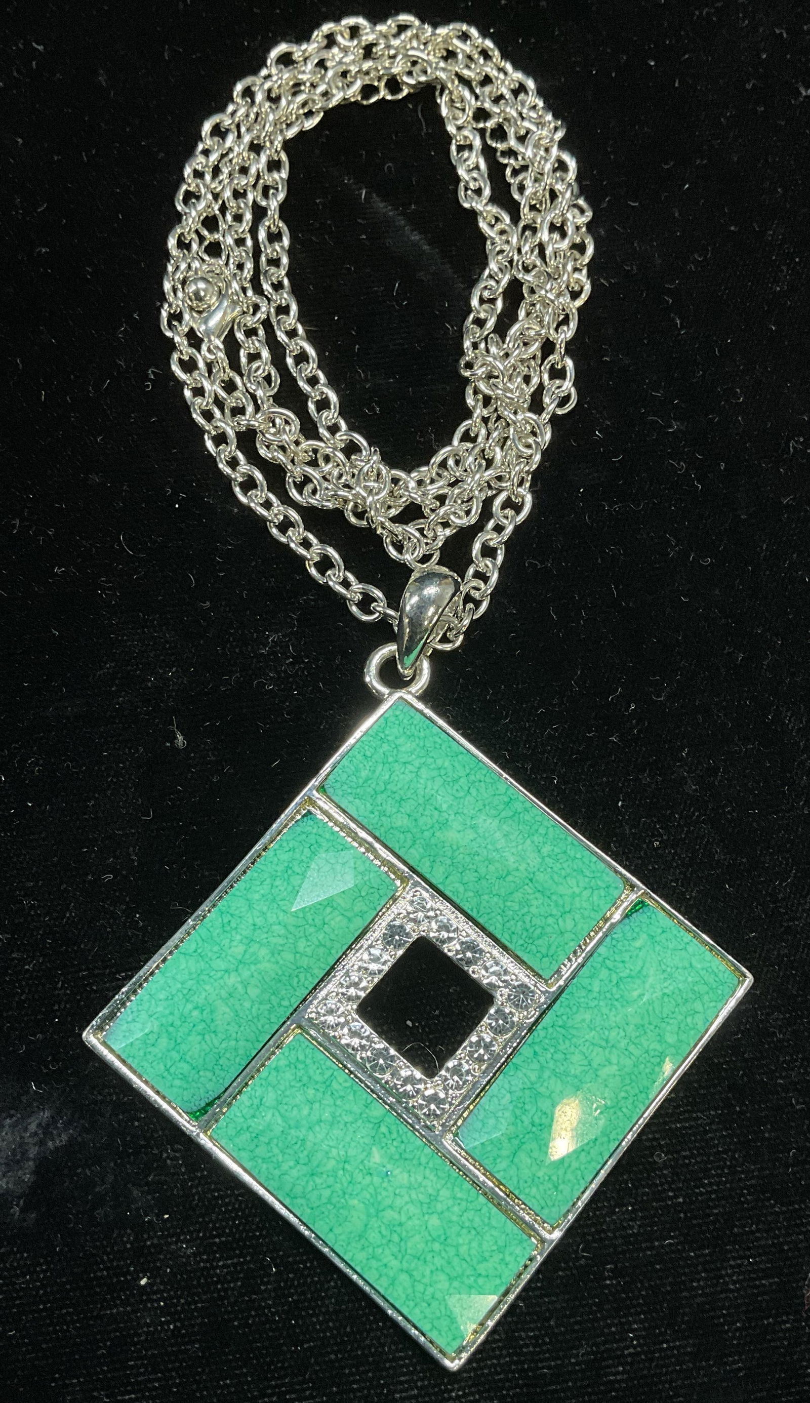 Silver Tone Green Lucite Pendant Necklace (1 of 6)