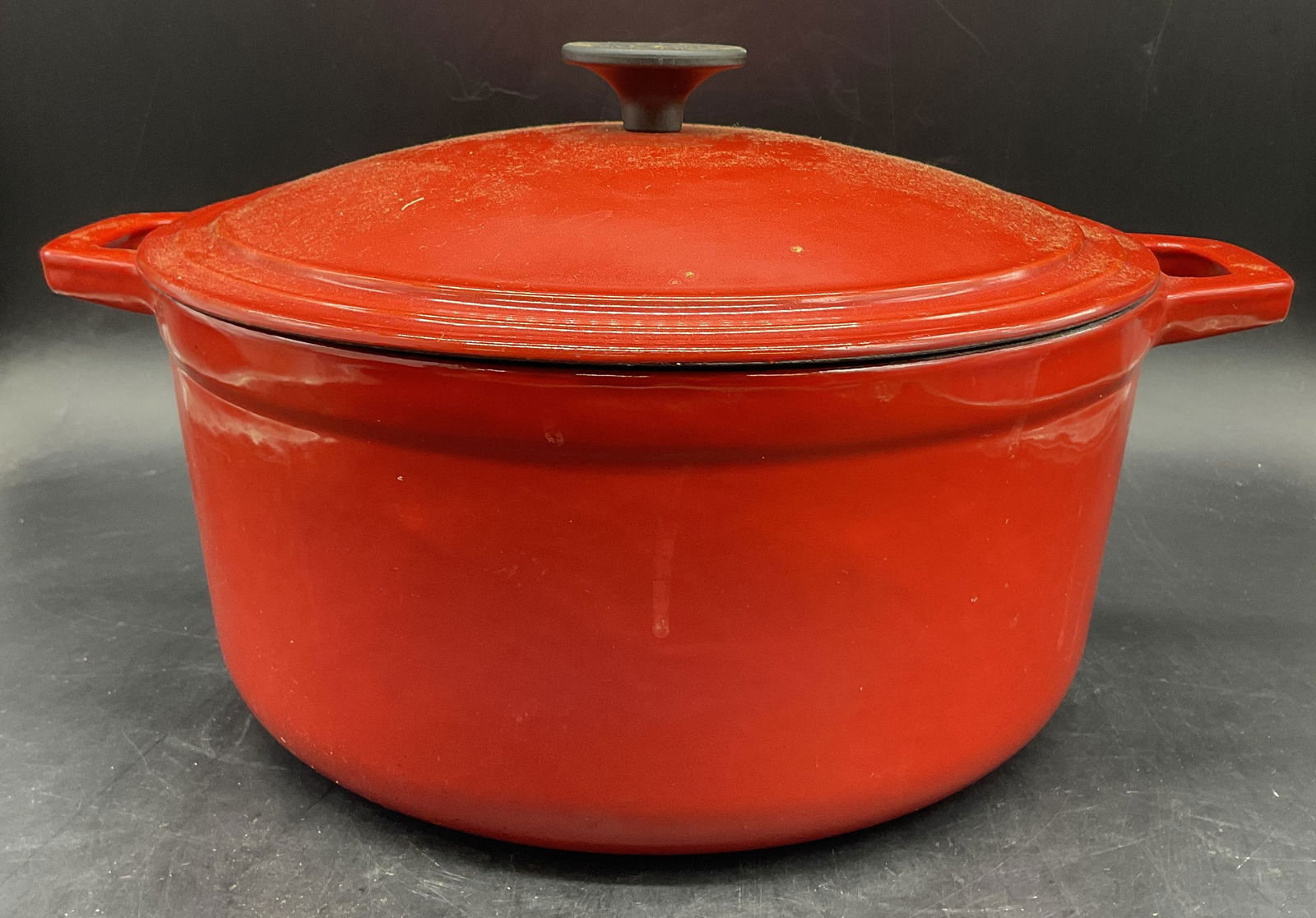 MARTHA STEWART Red Enamel Cast Iron Dutch Oven (1 of 8)