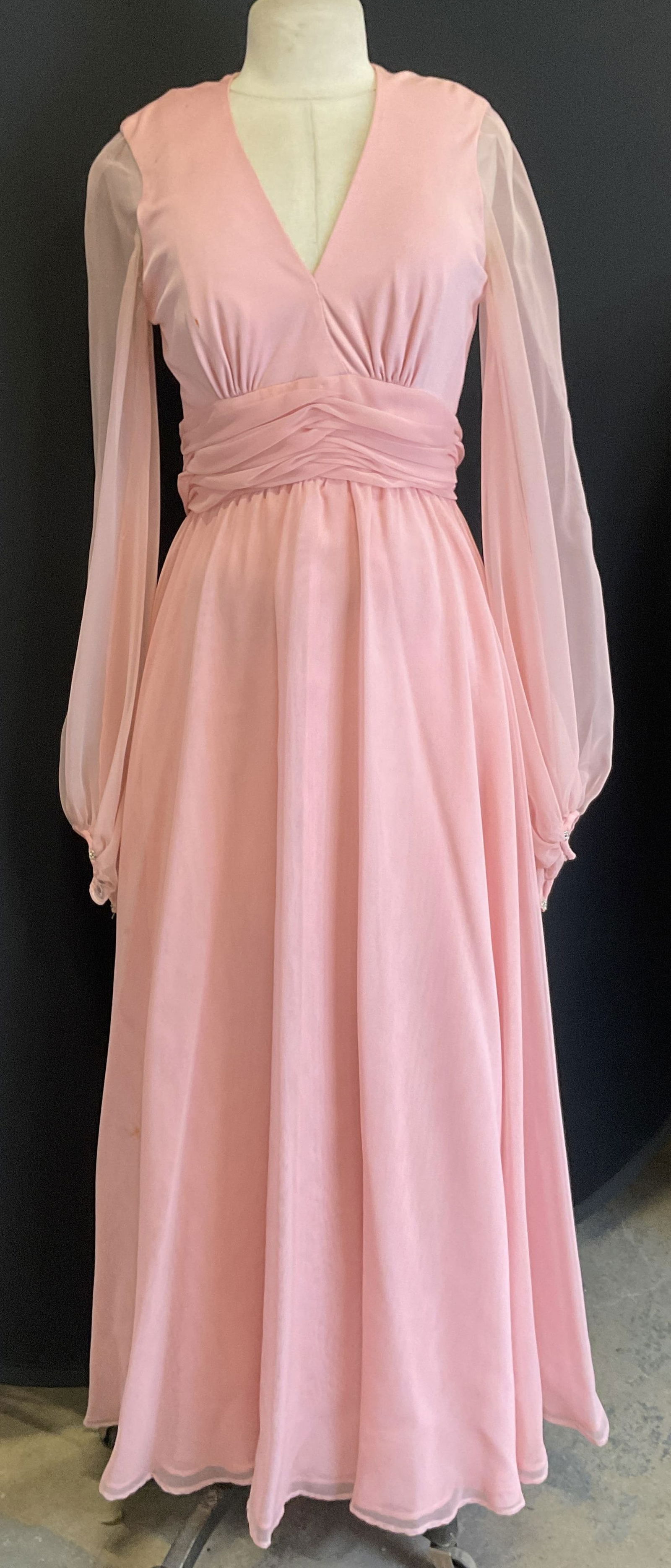 Vtg Pink Chiffon Full Length Dress (1 of 9)