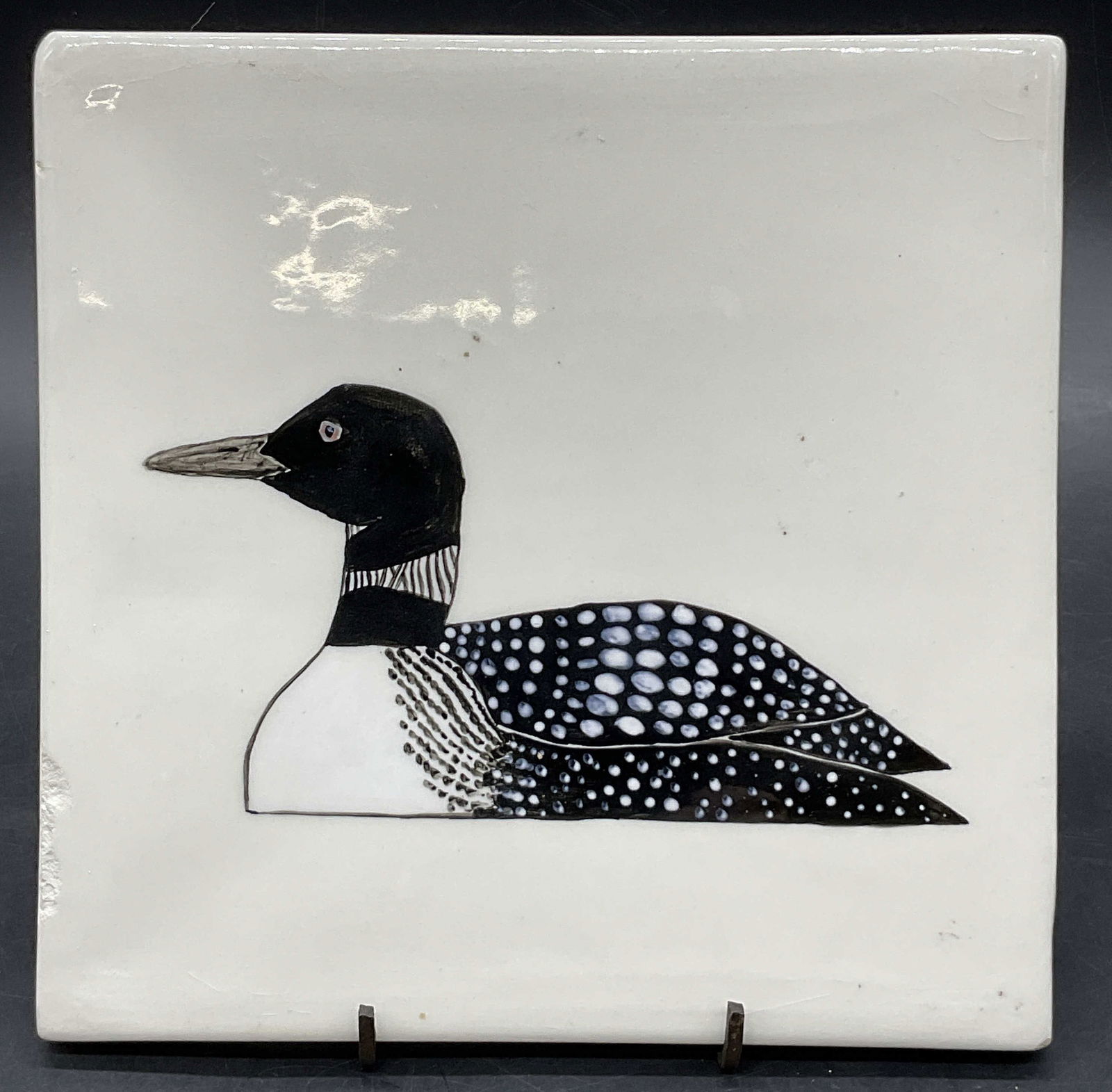 AB 84 Sgn Vintage Hand Painted Ceramic Loon Tile (1 of 7)